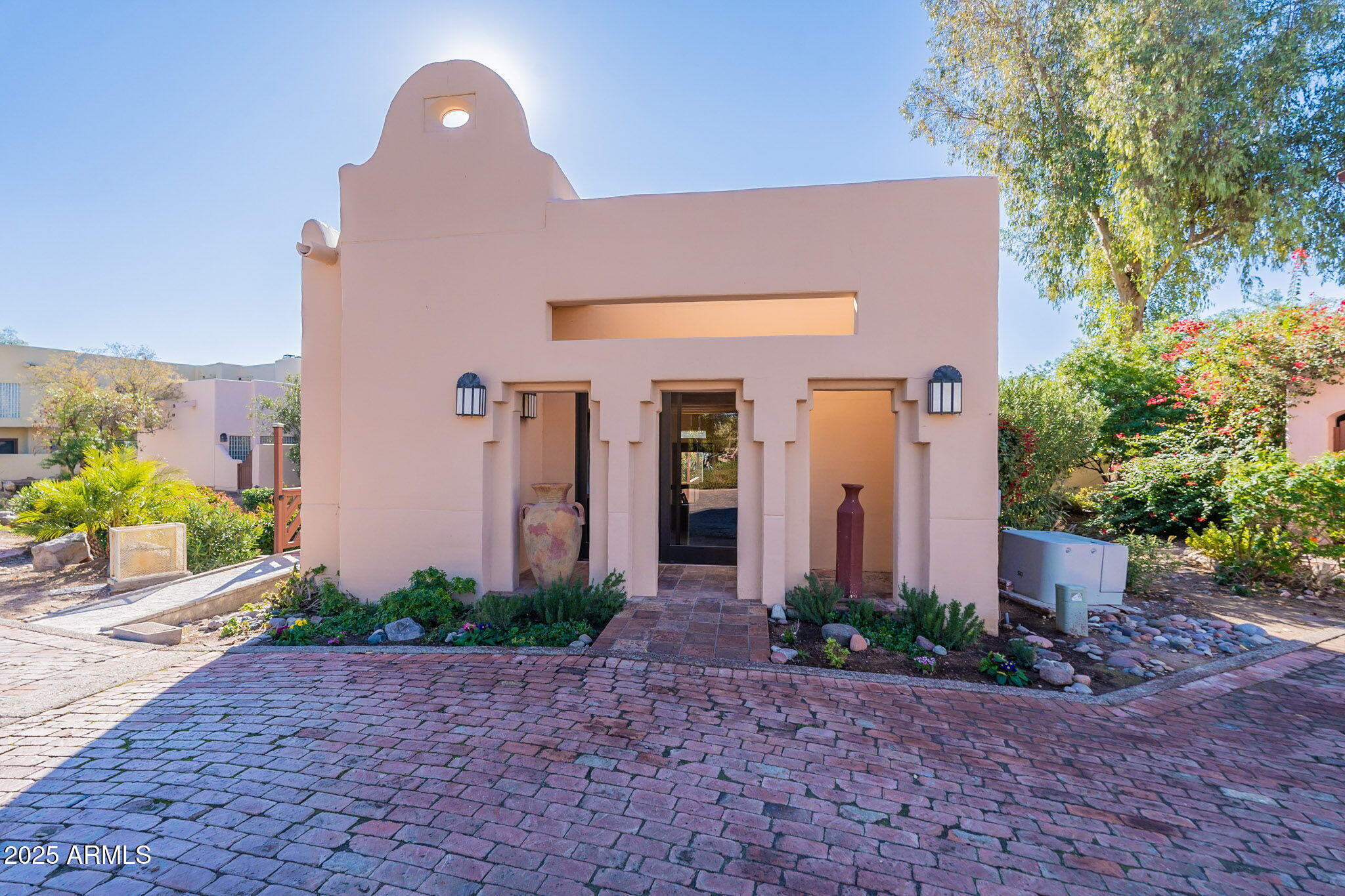 6411 S RIVER Drive, 6, Tempe Unit: 6