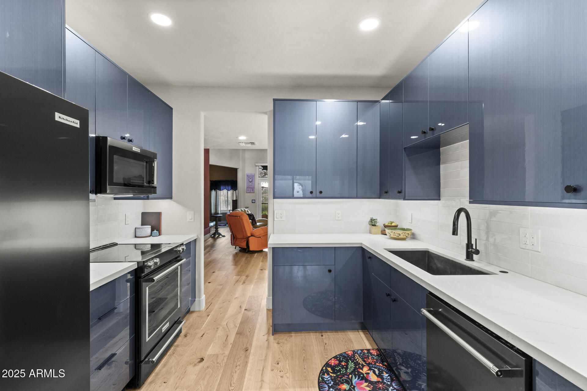 6411 S RIVER Drive, 6, Tempe Unit: 6