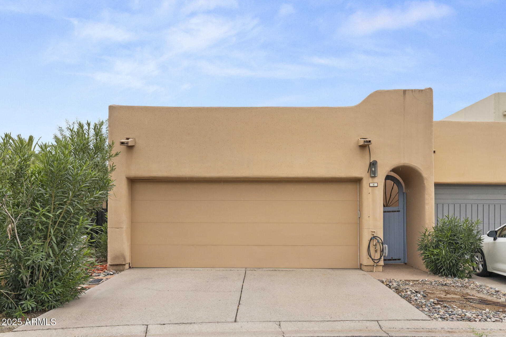 6411 S RIVER Drive, 6, Tempe Unit: 6