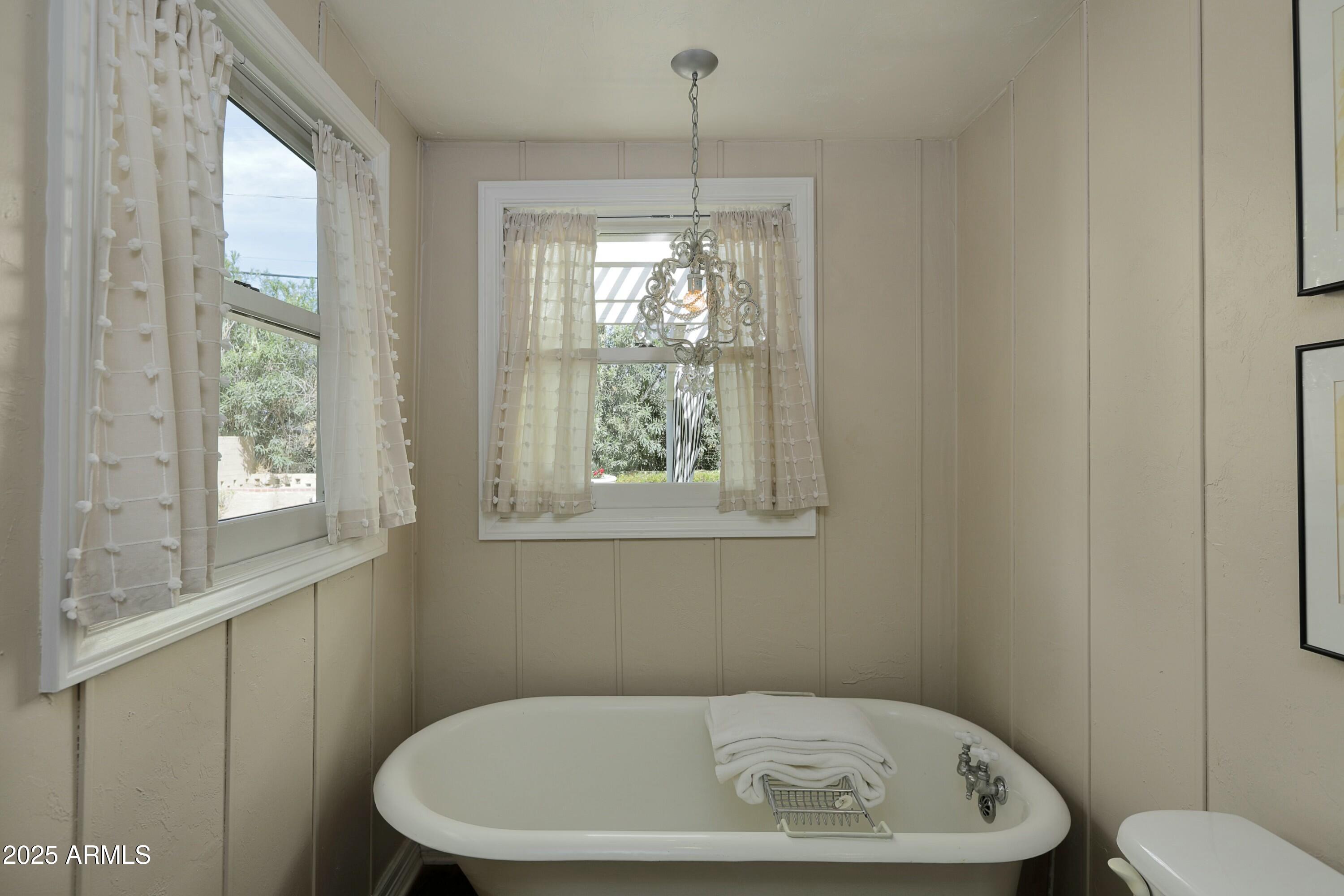 34 W VERNON Avenue, Phoenix