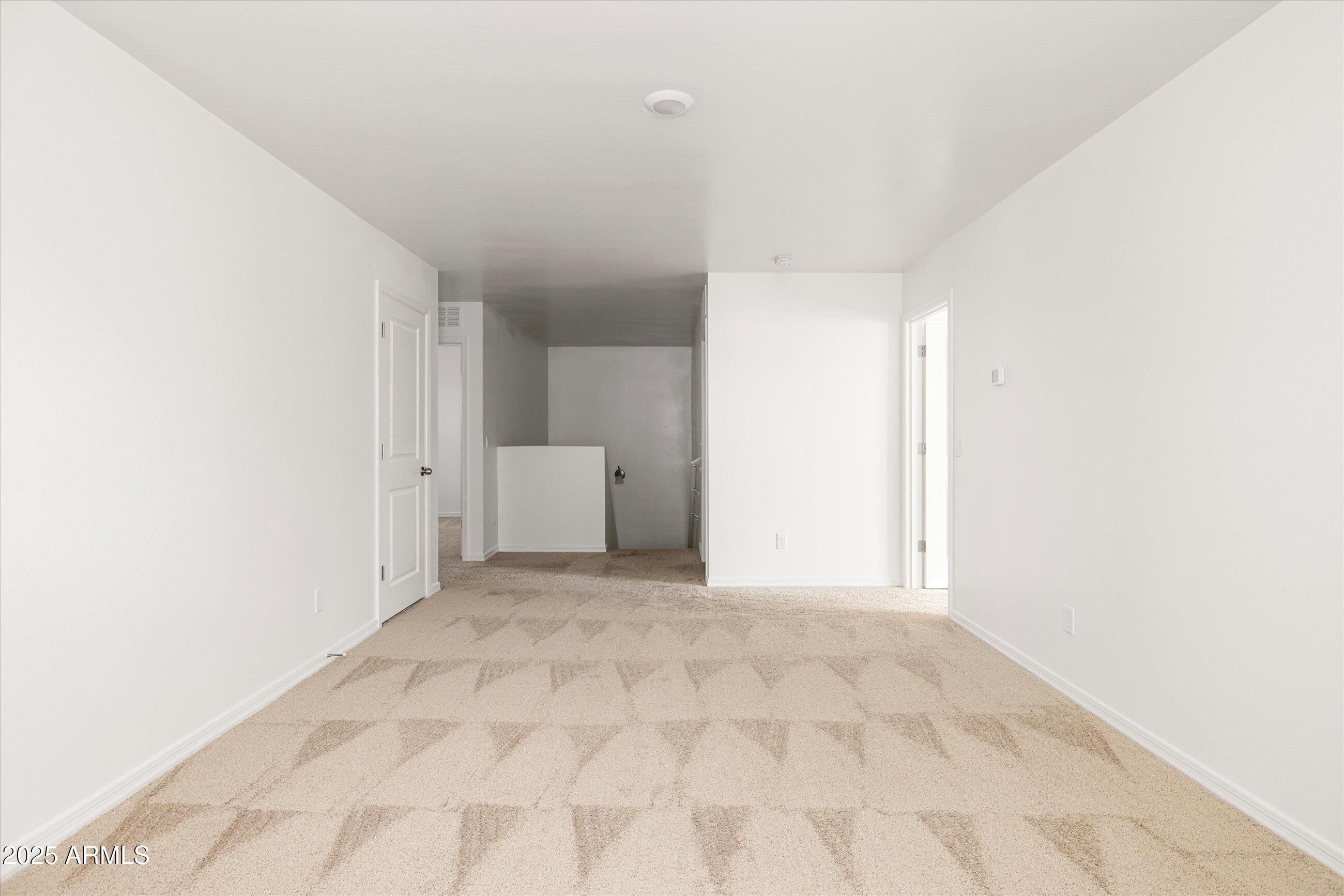 19573 W BADGETT Lane, Litchfield Park