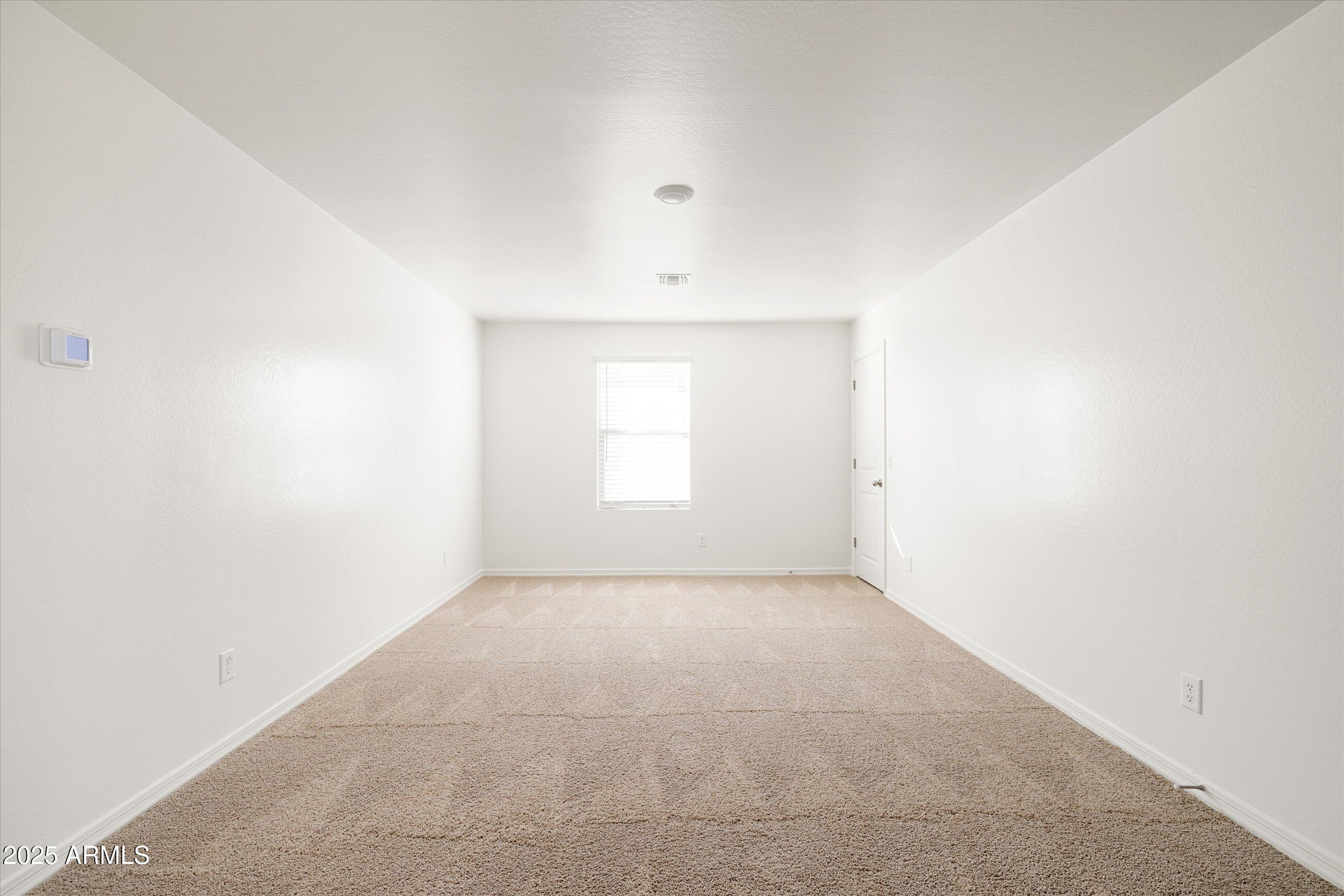 19573 W BADGETT Lane, Litchfield Park