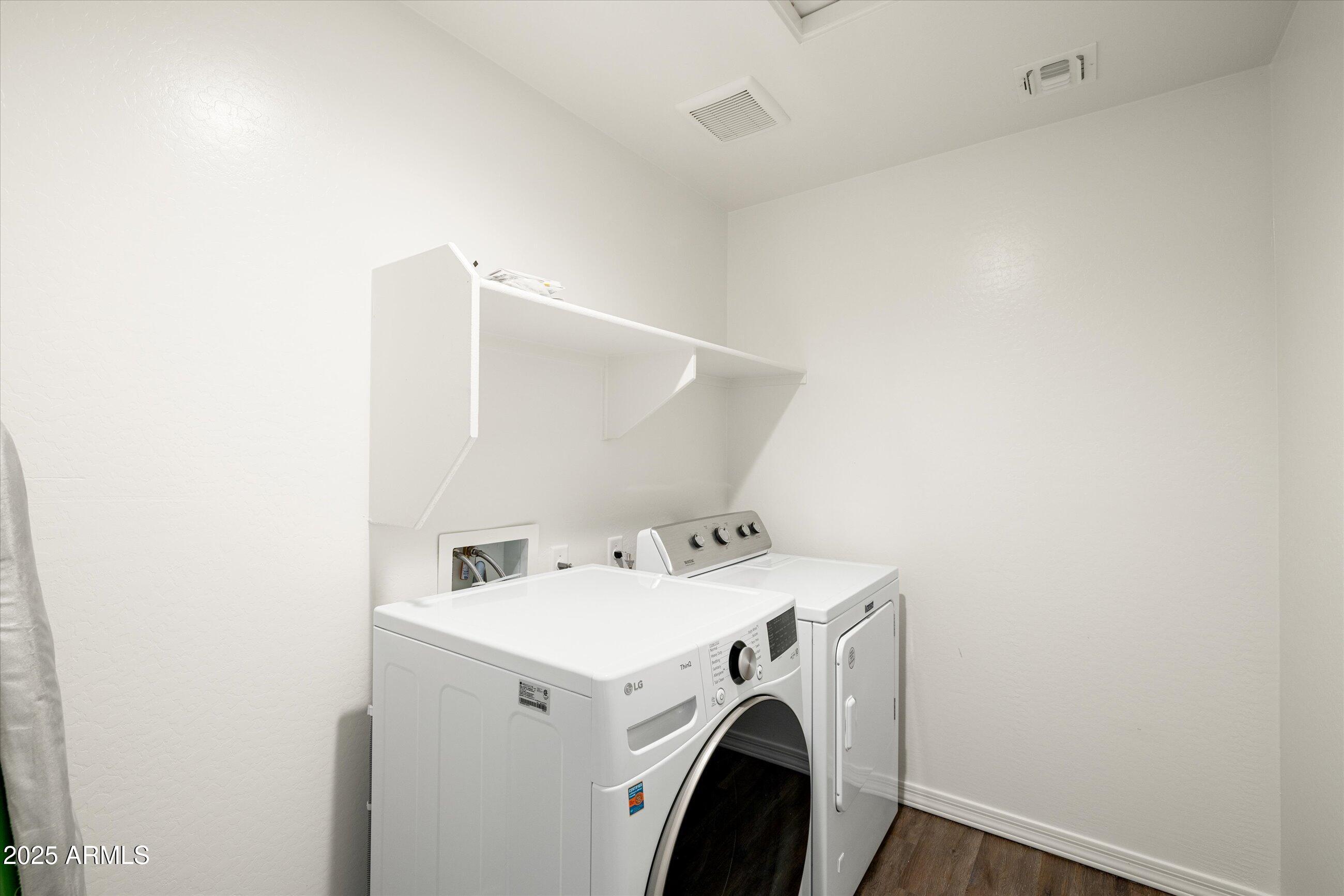 19573 W BADGETT Lane, Litchfield Park