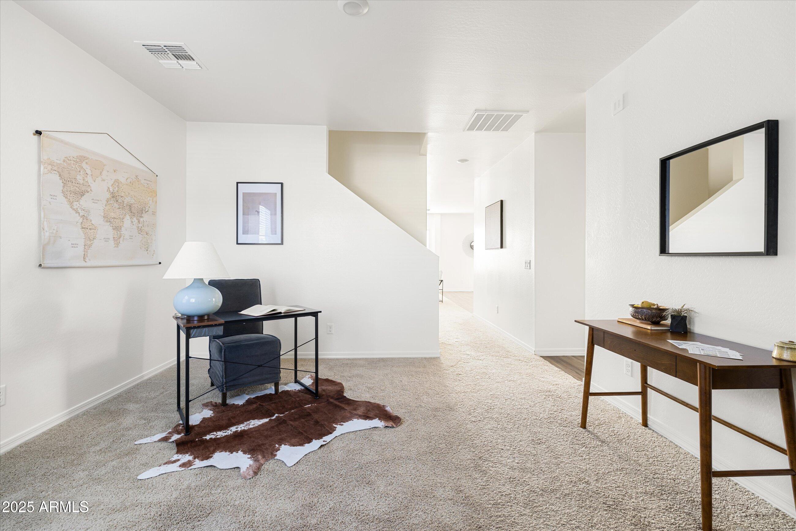 19573 W BADGETT Lane, Litchfield Park