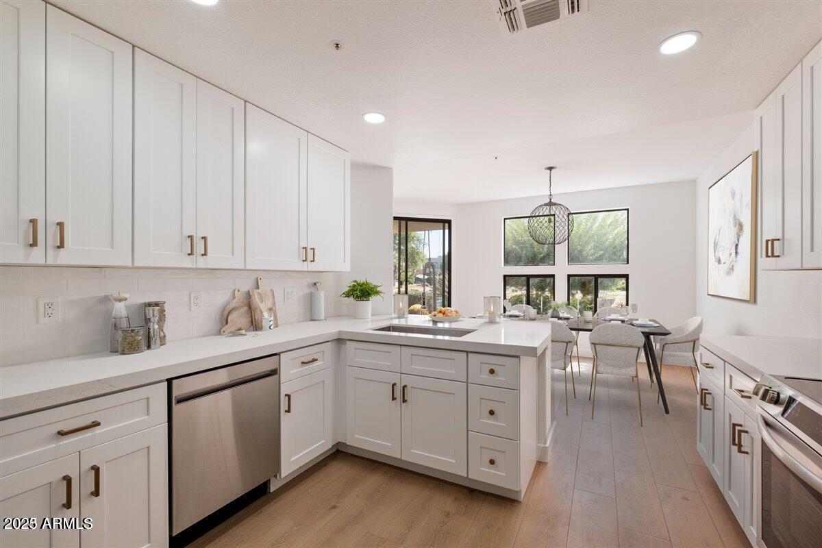 7700 E GAINEY RANCH Road, 122