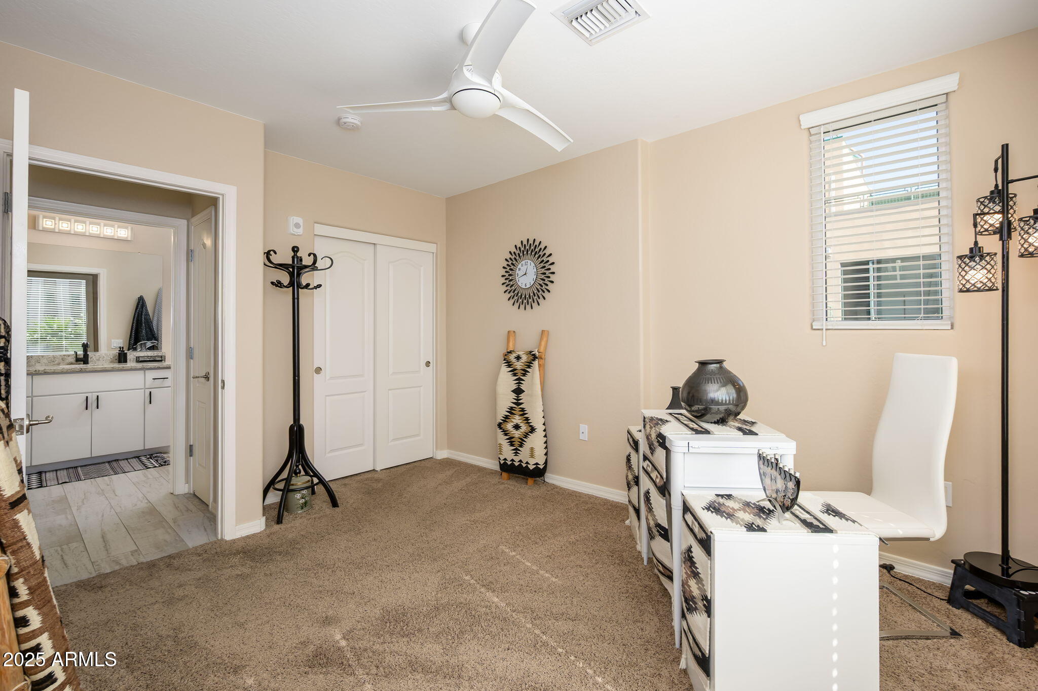 16 W ENCANTO Boulevard, 502