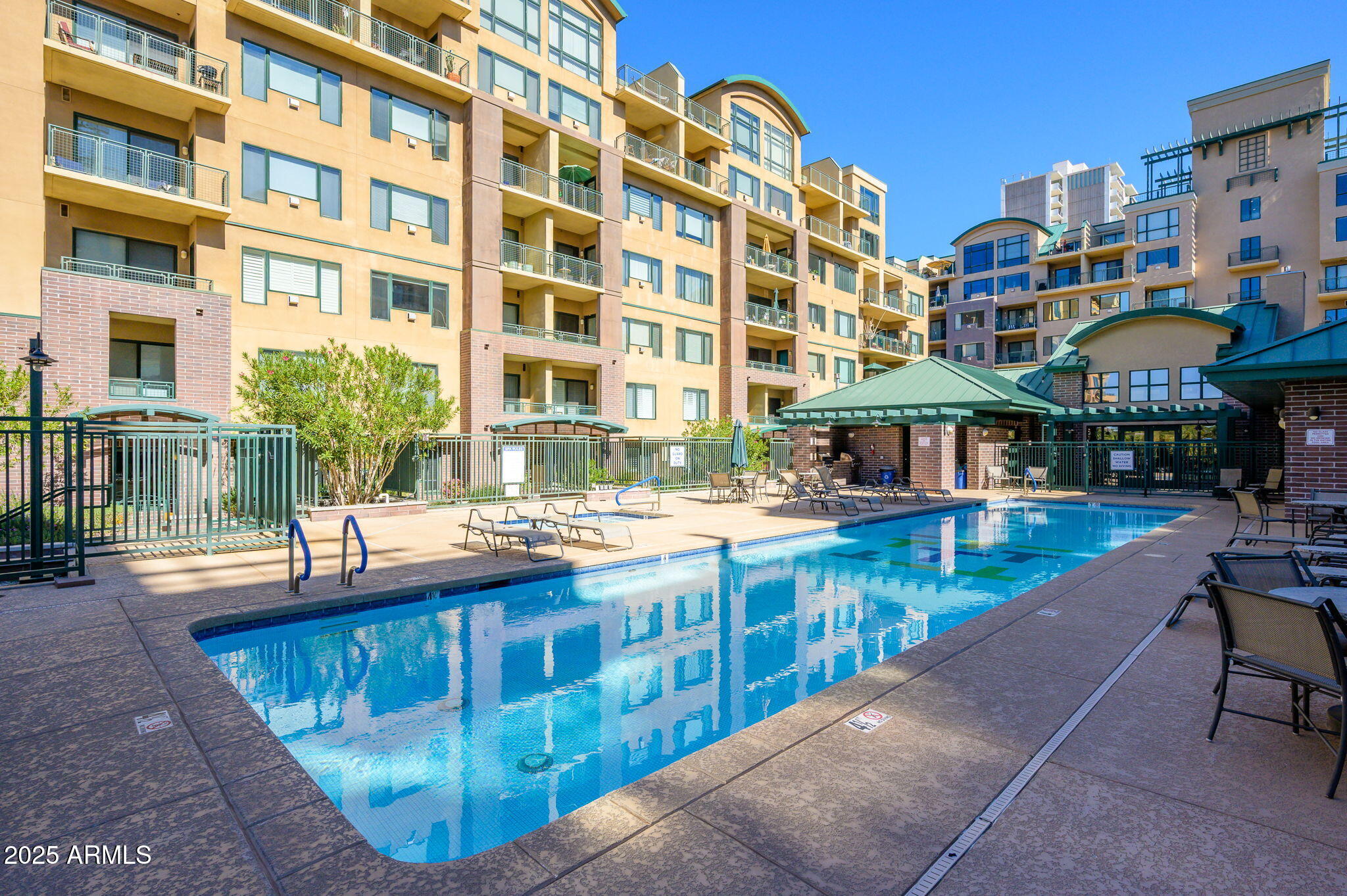 16 W ENCANTO Boulevard, 502