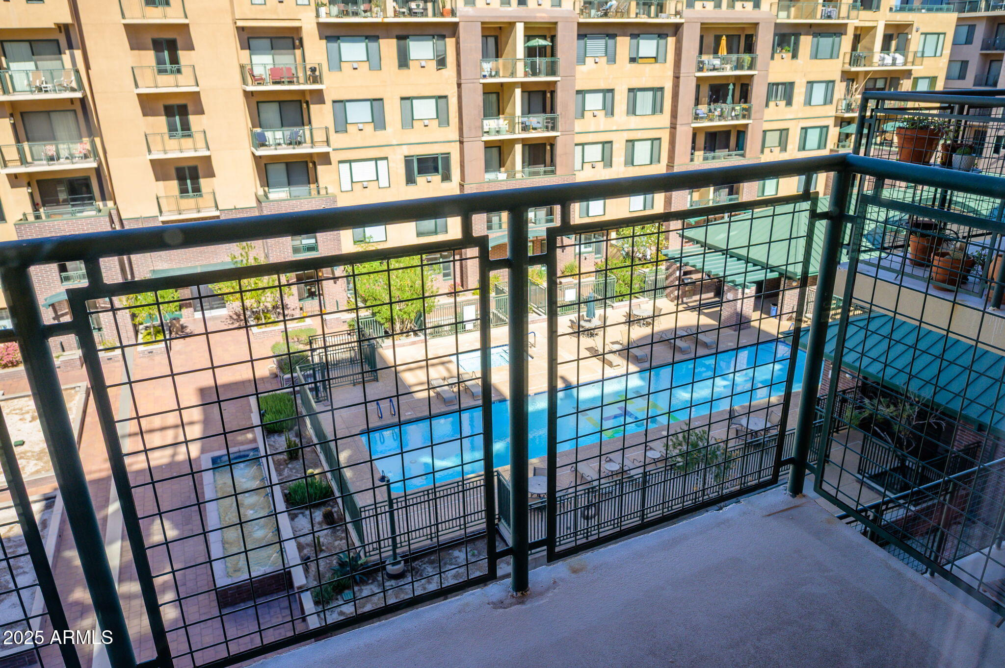 16 W ENCANTO Boulevard, 502