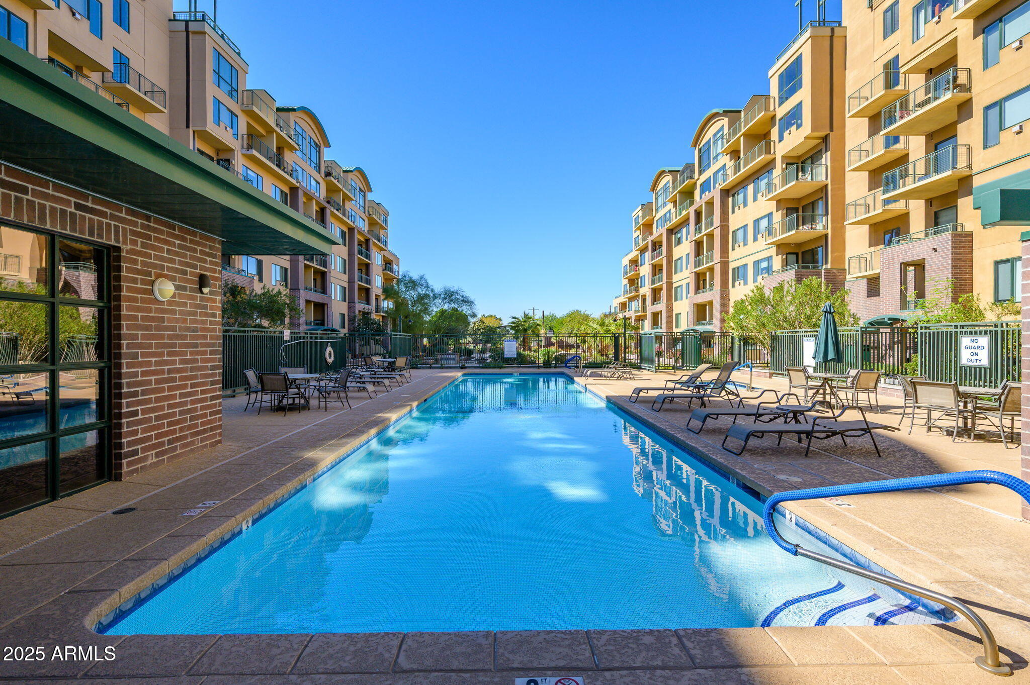 16 W ENCANTO Boulevard, 502