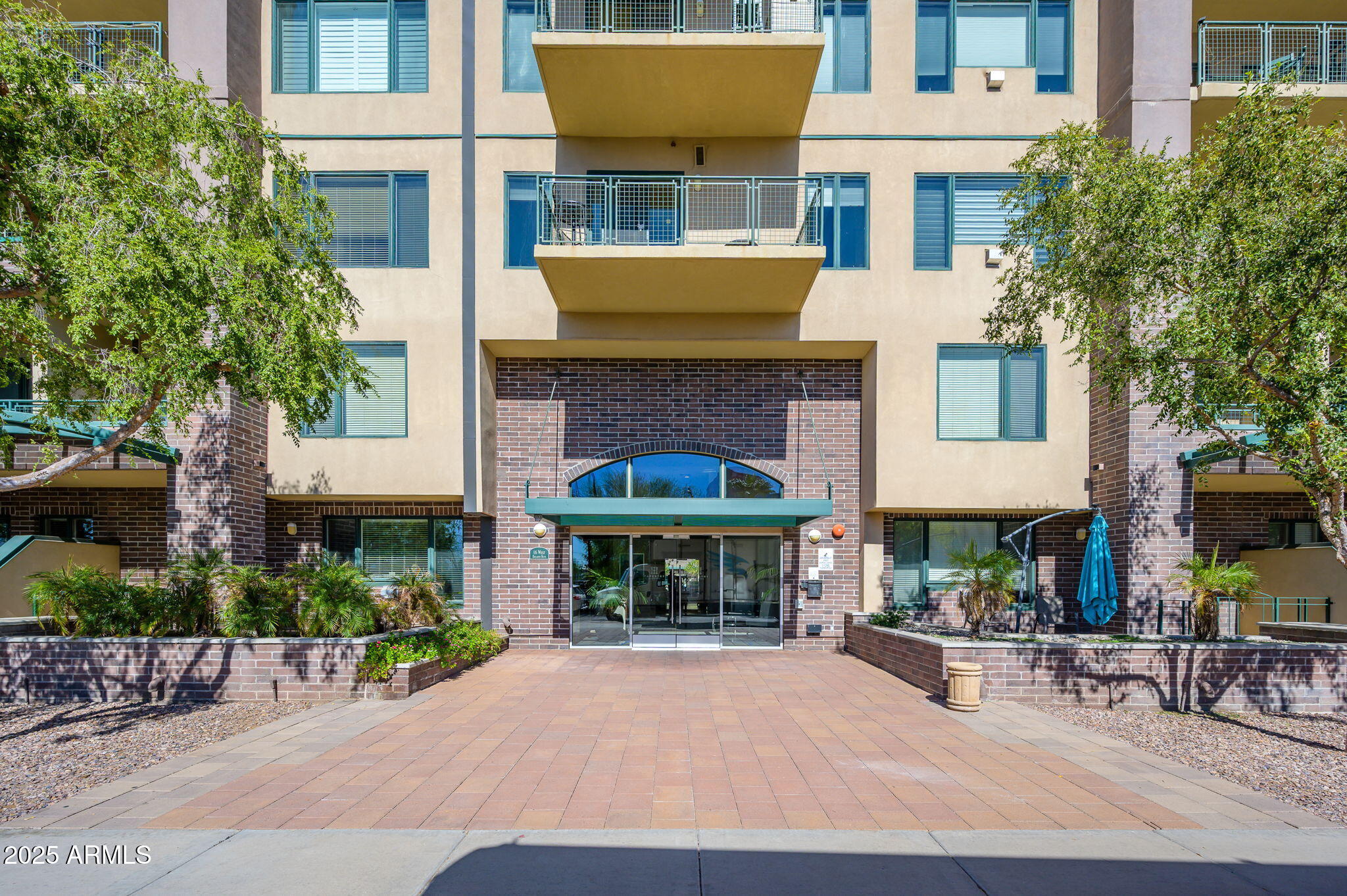 16 W ENCANTO Boulevard, 502