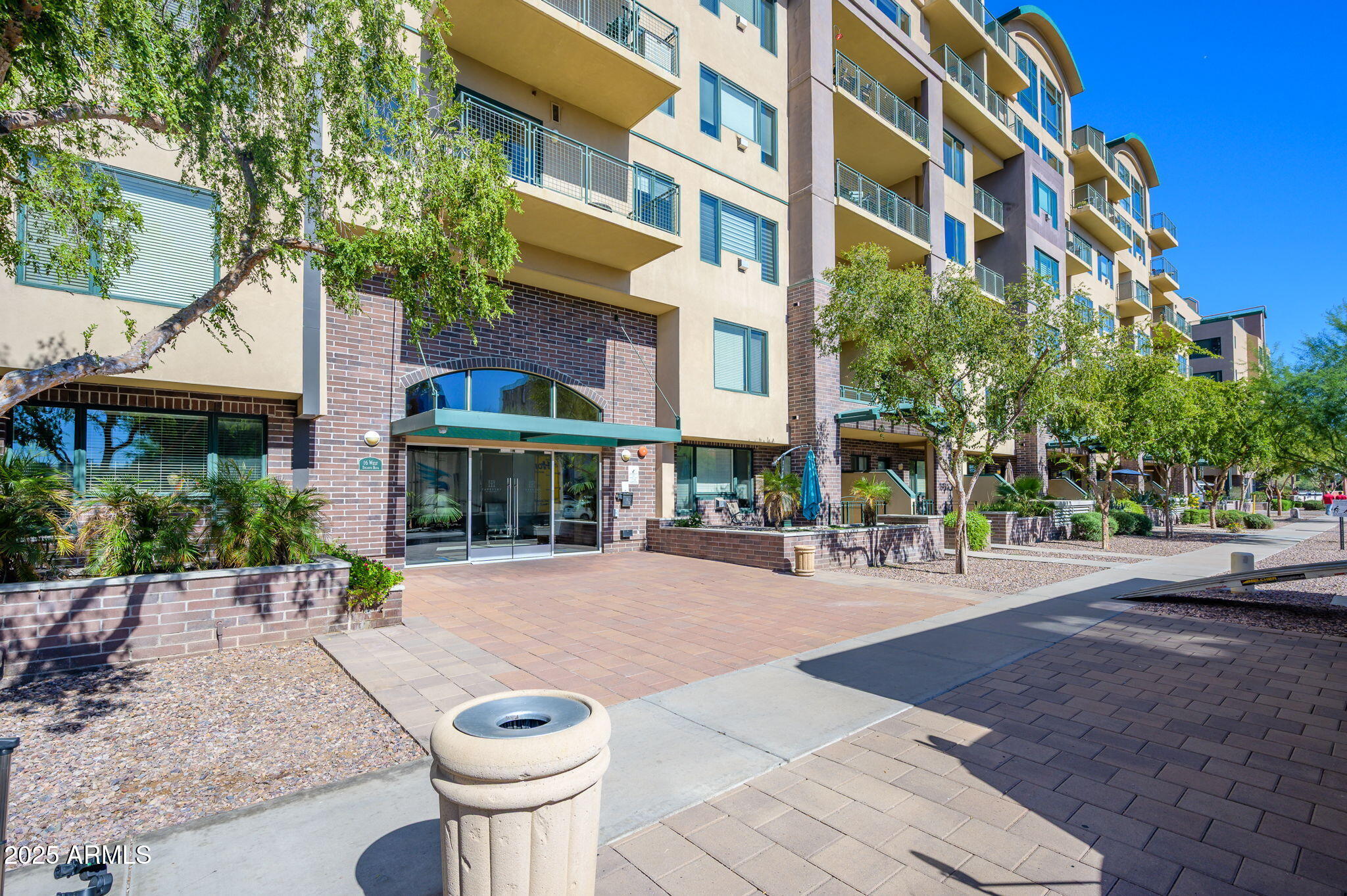 16 W ENCANTO Boulevard, 502