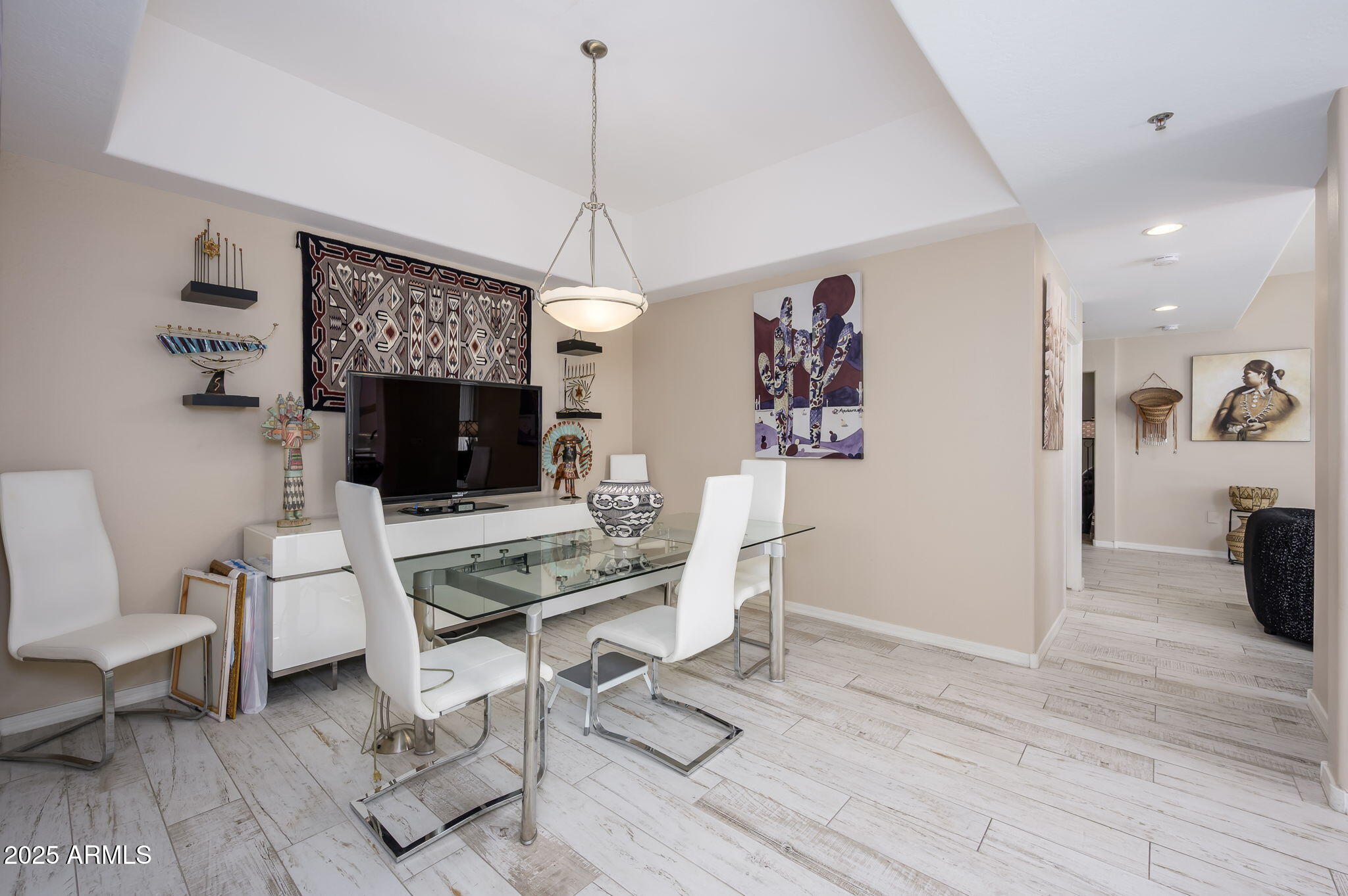 16 W ENCANTO Boulevard, 502