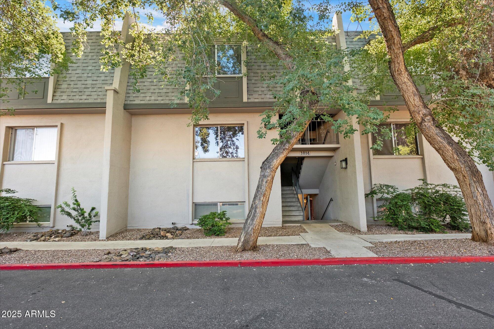 1014 E Osborn Road, A