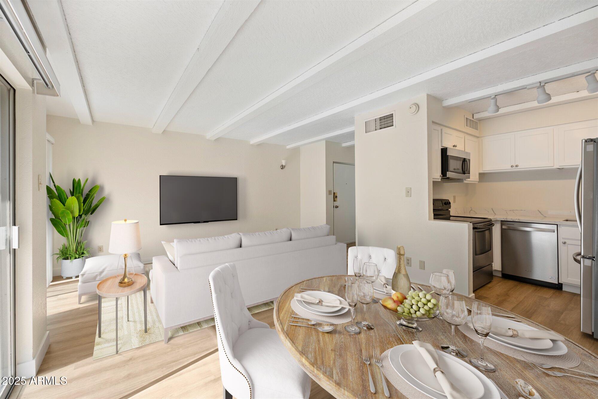 1014 E Osborn Road, A