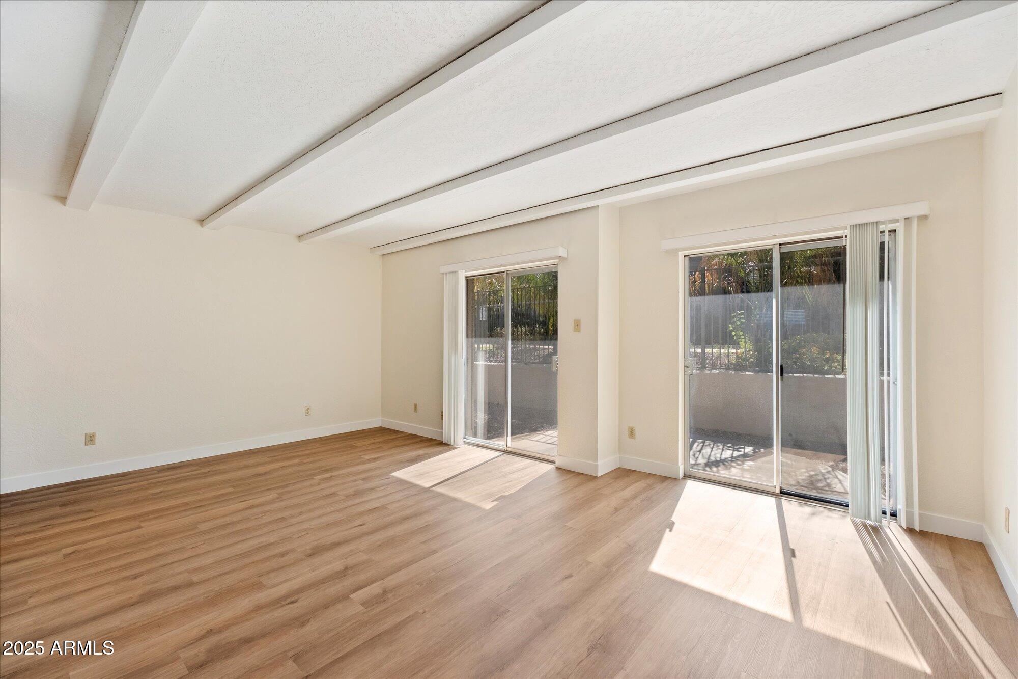 1014 E Osborn Road, A