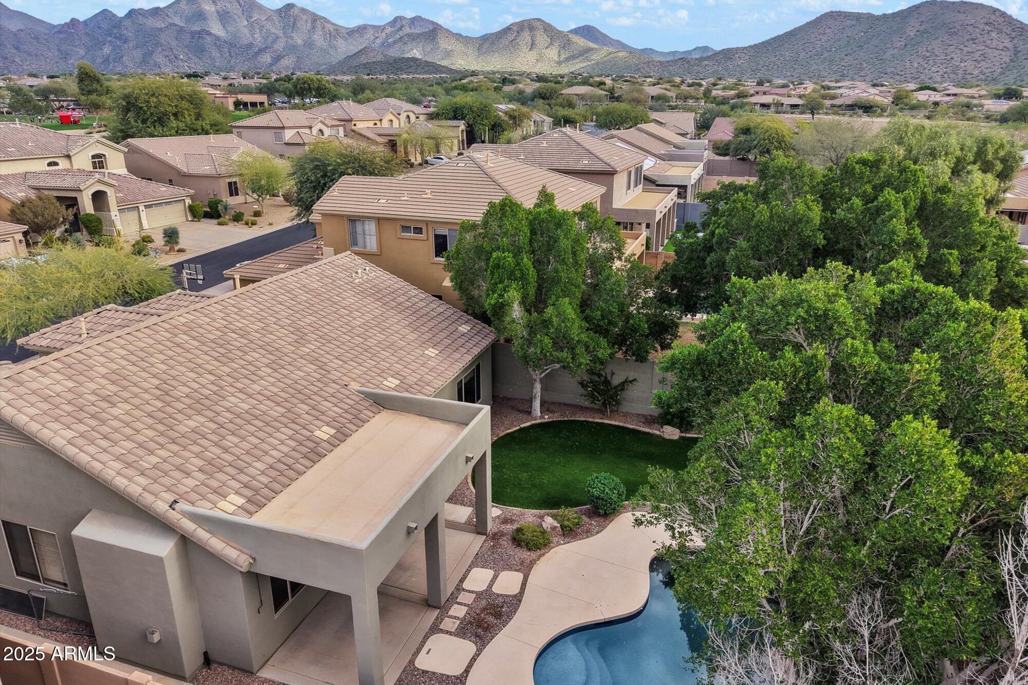 10559 E Sheena Drive E