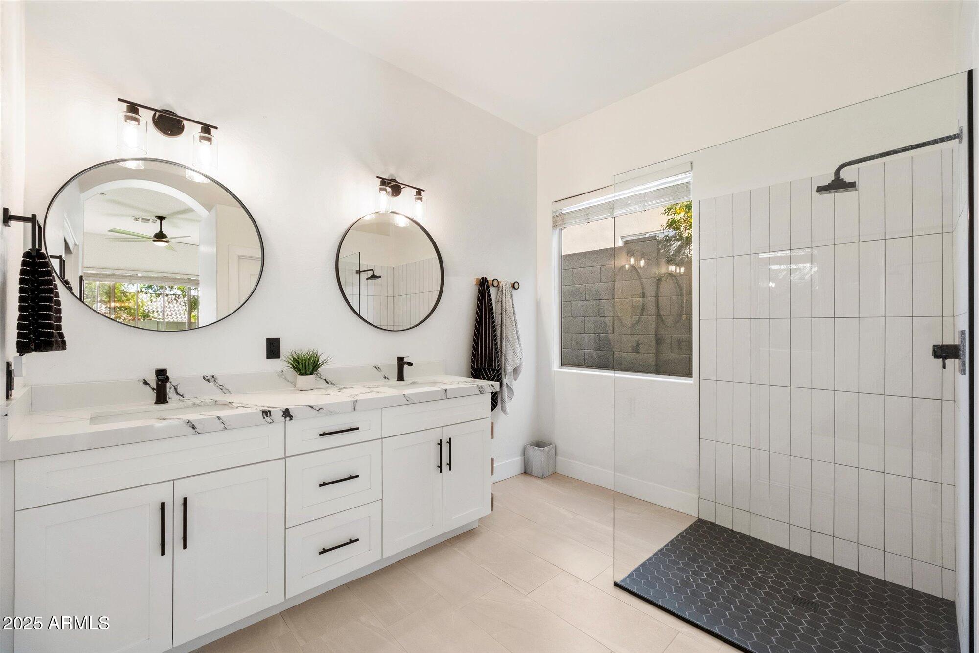 10559 E Sheena Drive E