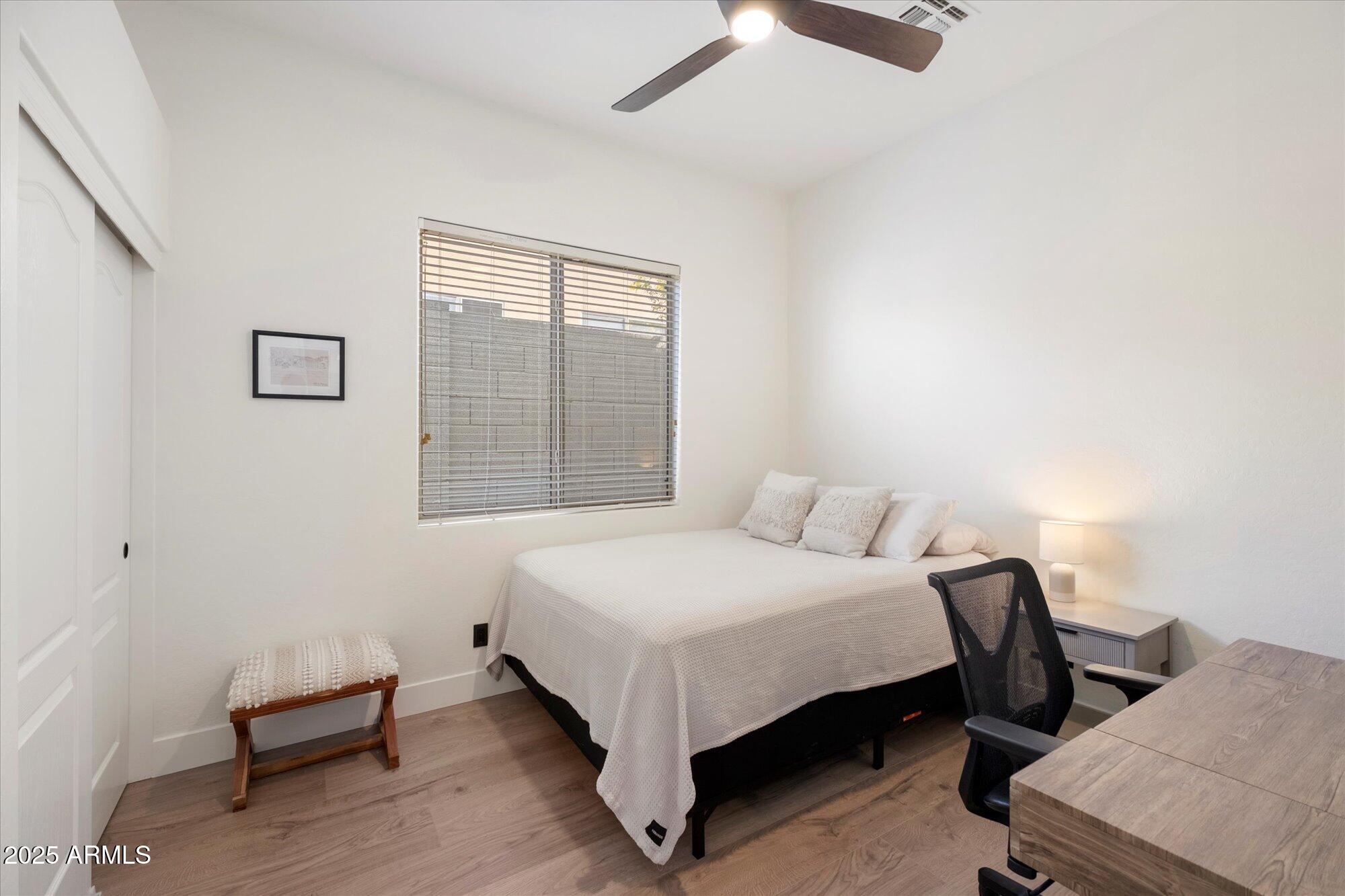 10559 E Sheena Drive E