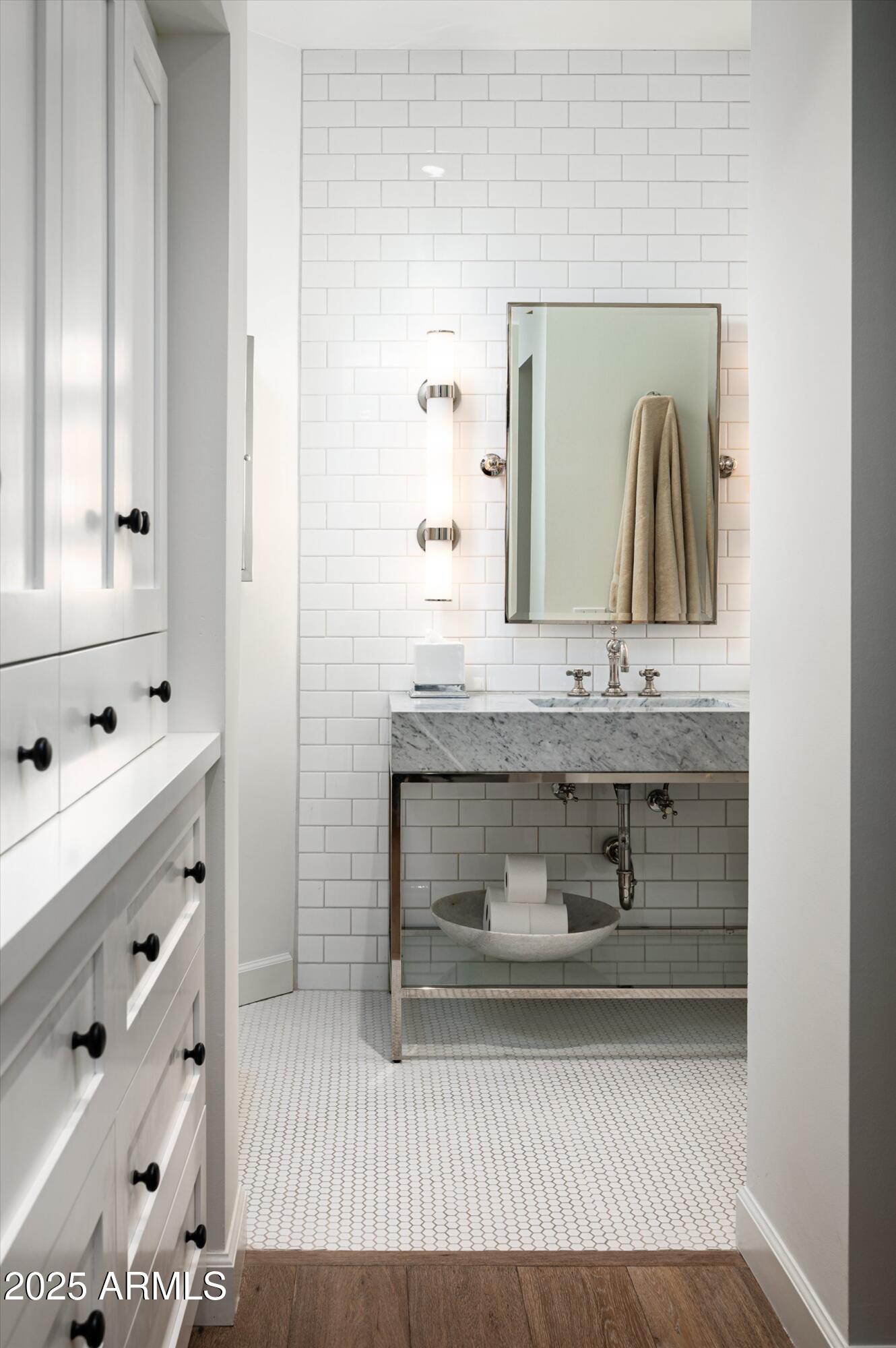 5101 N CASA BLANCA Drive, 217