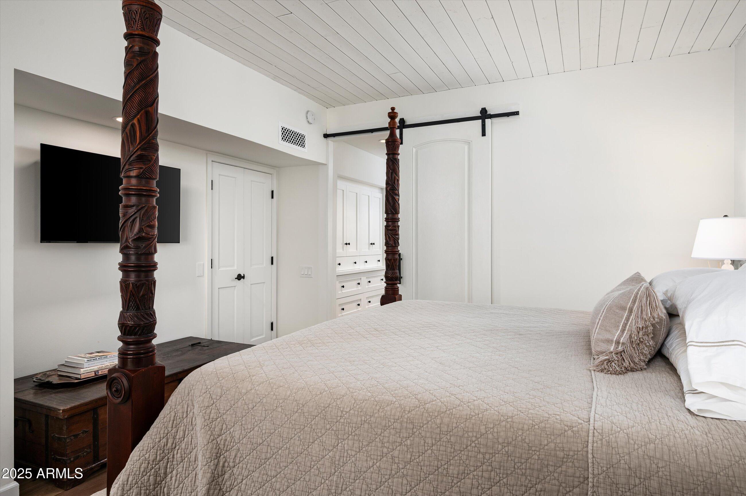 5101 N CASA BLANCA Drive, 217