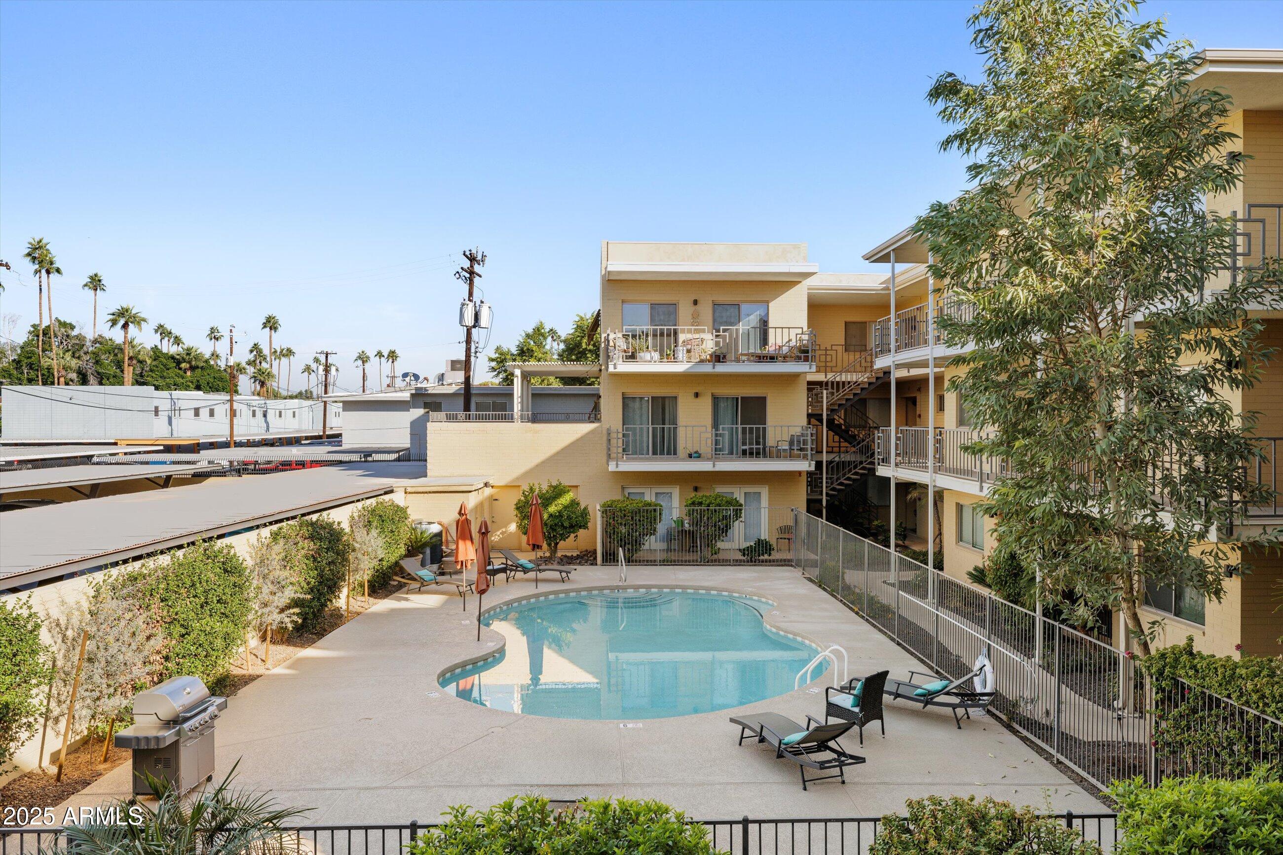 3600 N 5TH Avenue, 302