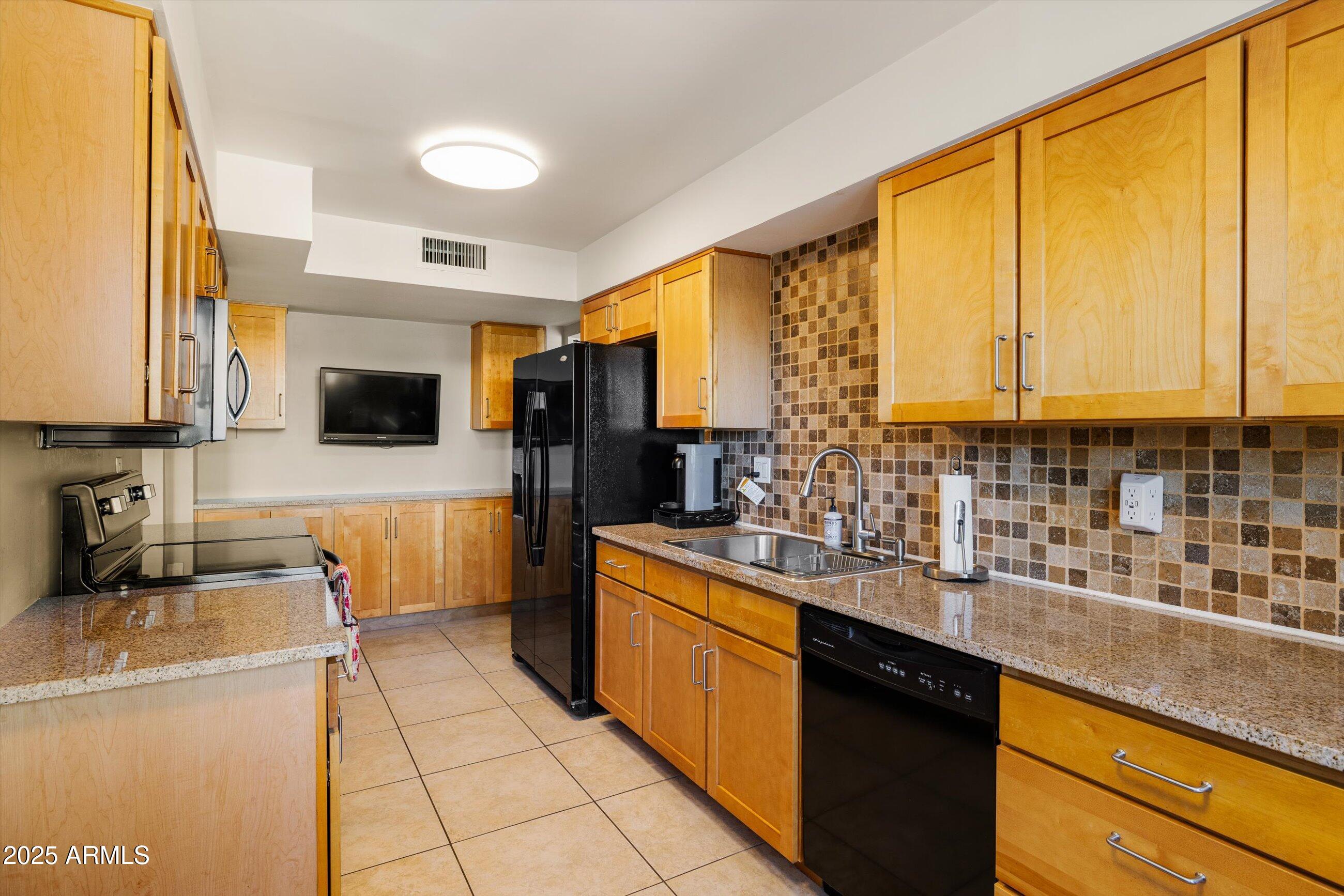 3600 N 5TH Avenue, 302