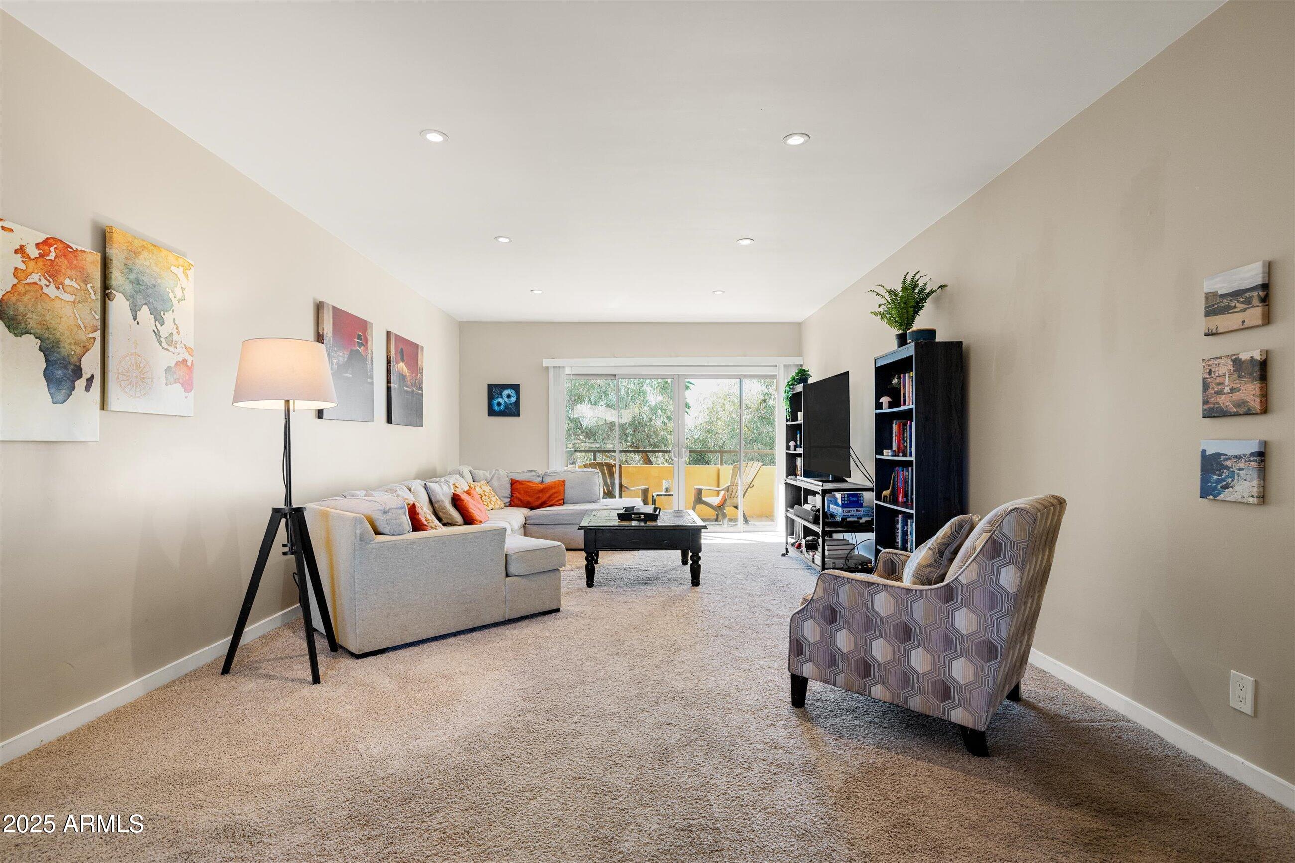 3600 N 5TH Avenue, 302