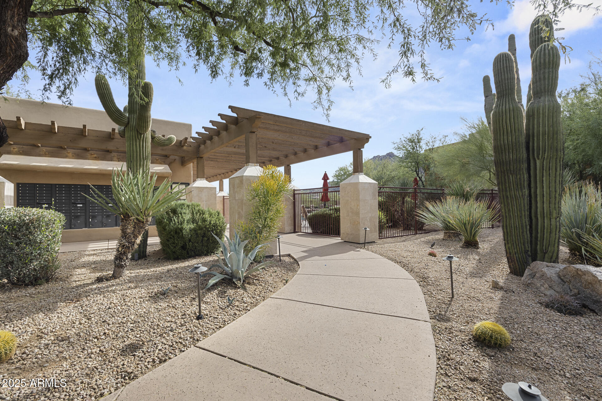 27000 N ALMA SCHOOL Parkway, 1024