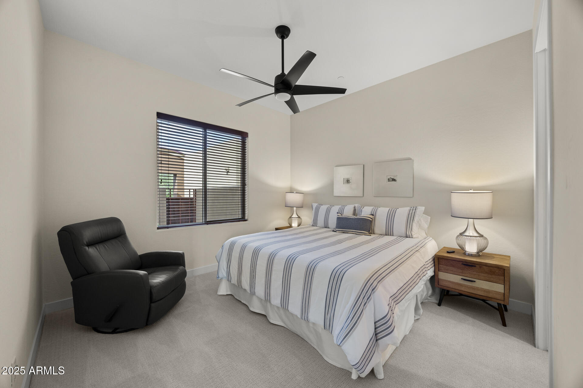 27000 N ALMA SCHOOL Parkway, 1024