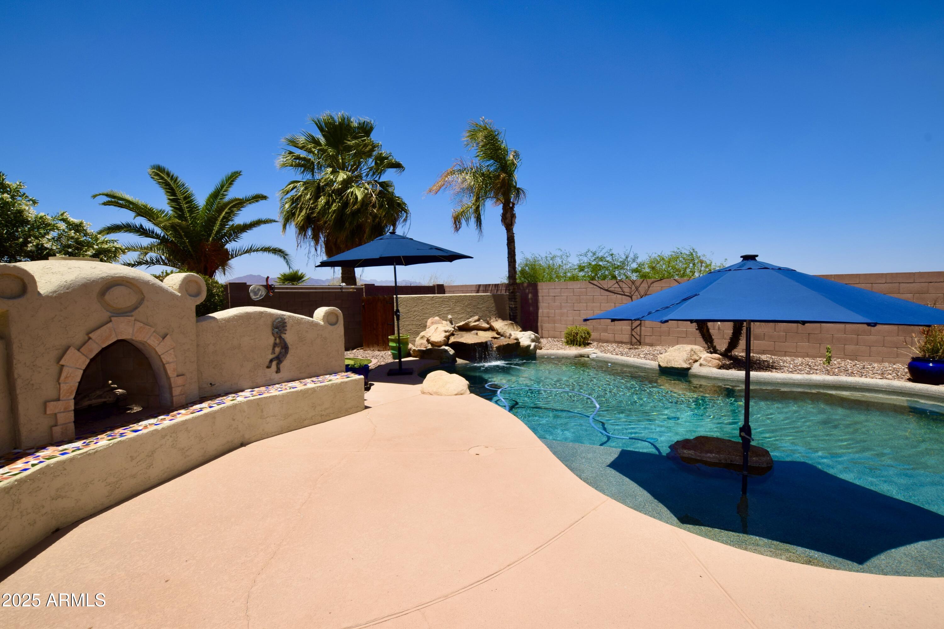 44236 W ADOBE Circle