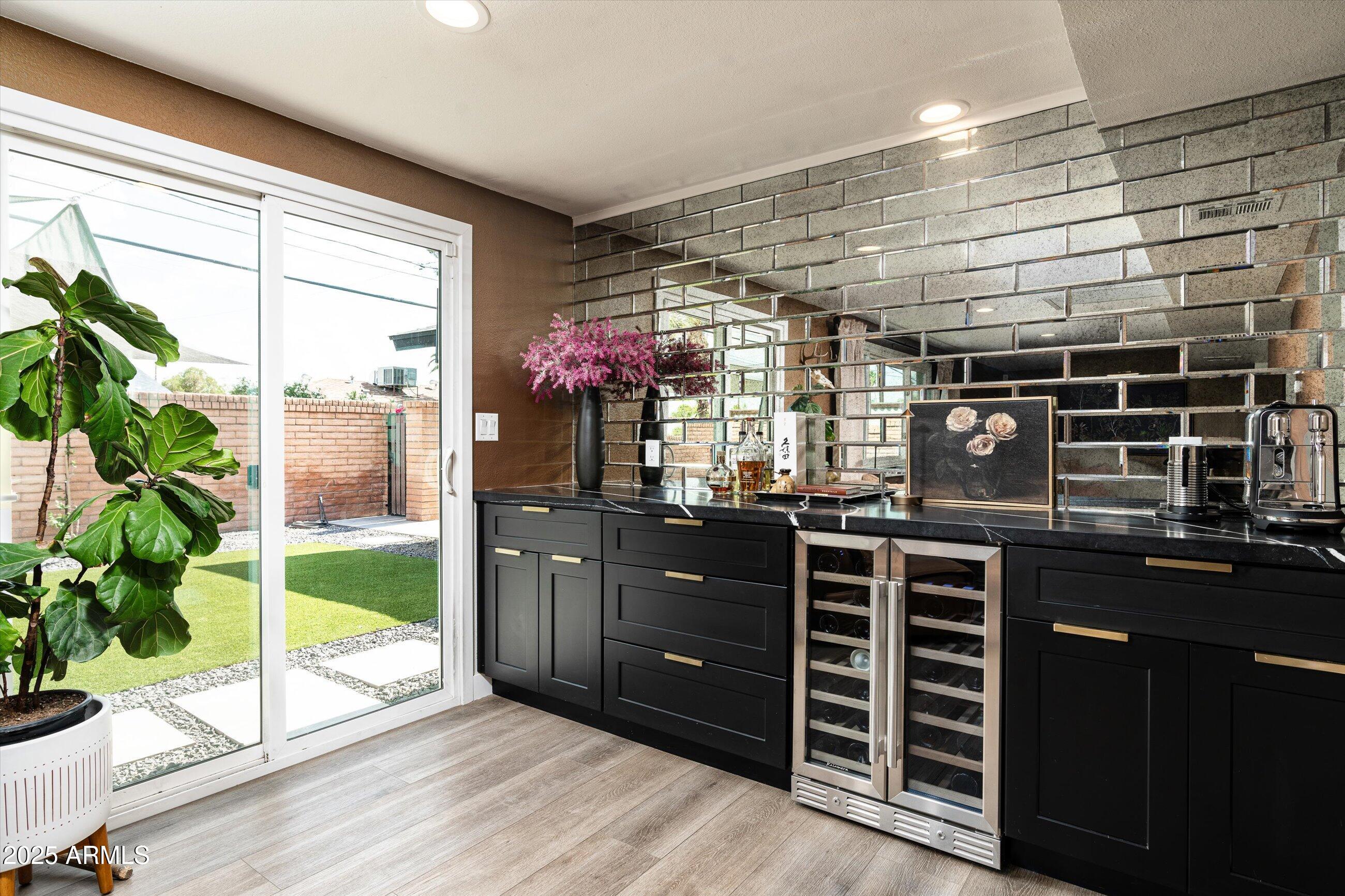 8341 E HUBBELL Street