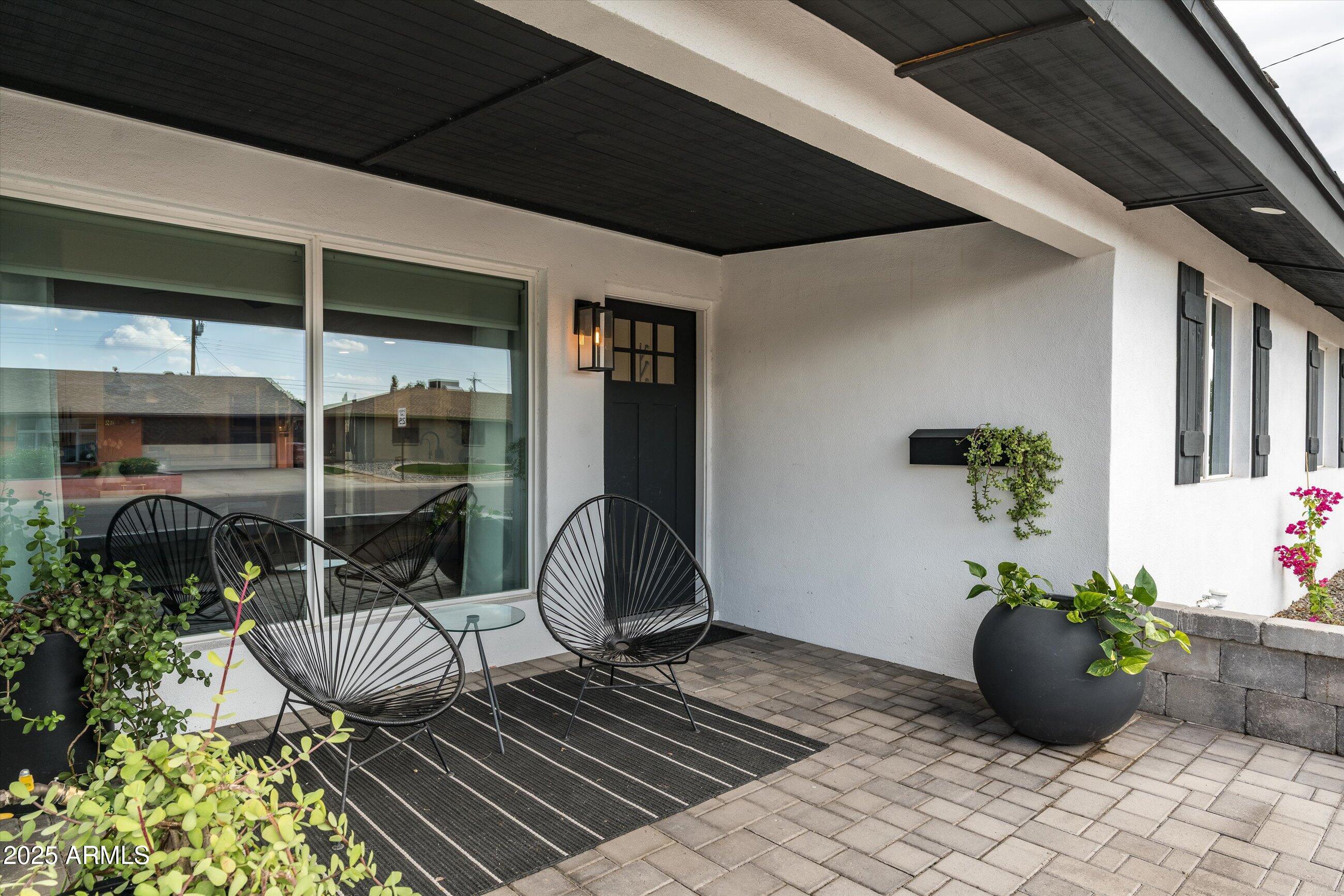 8341 E HUBBELL Street