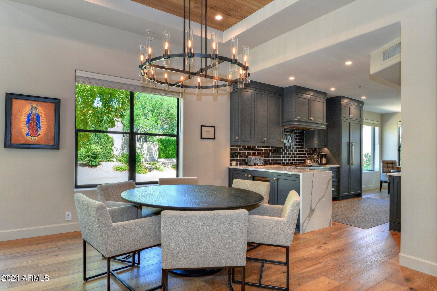 6711 E CAMELBACK Road, 41