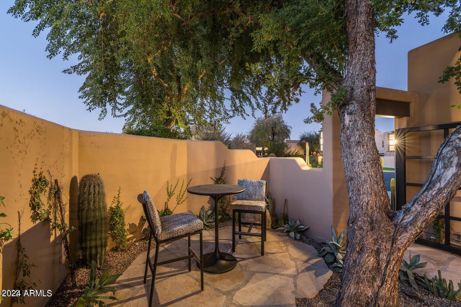 6711 E CAMELBACK Road, 41