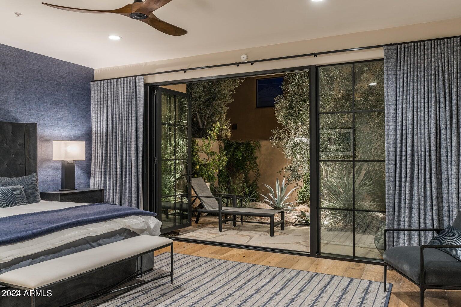 6711 E CAMELBACK Road, 41