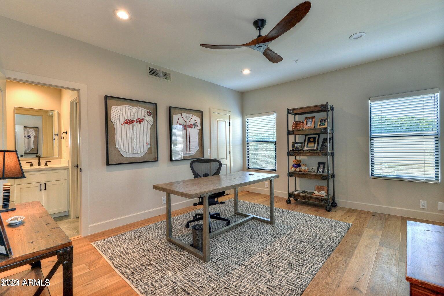 6711 E CAMELBACK Road, 41