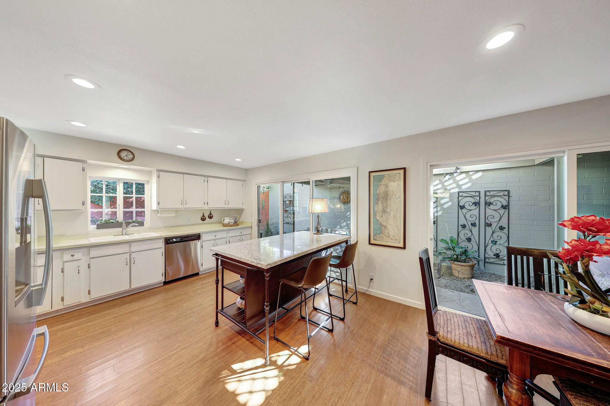 6643 N MAJORCA Way E