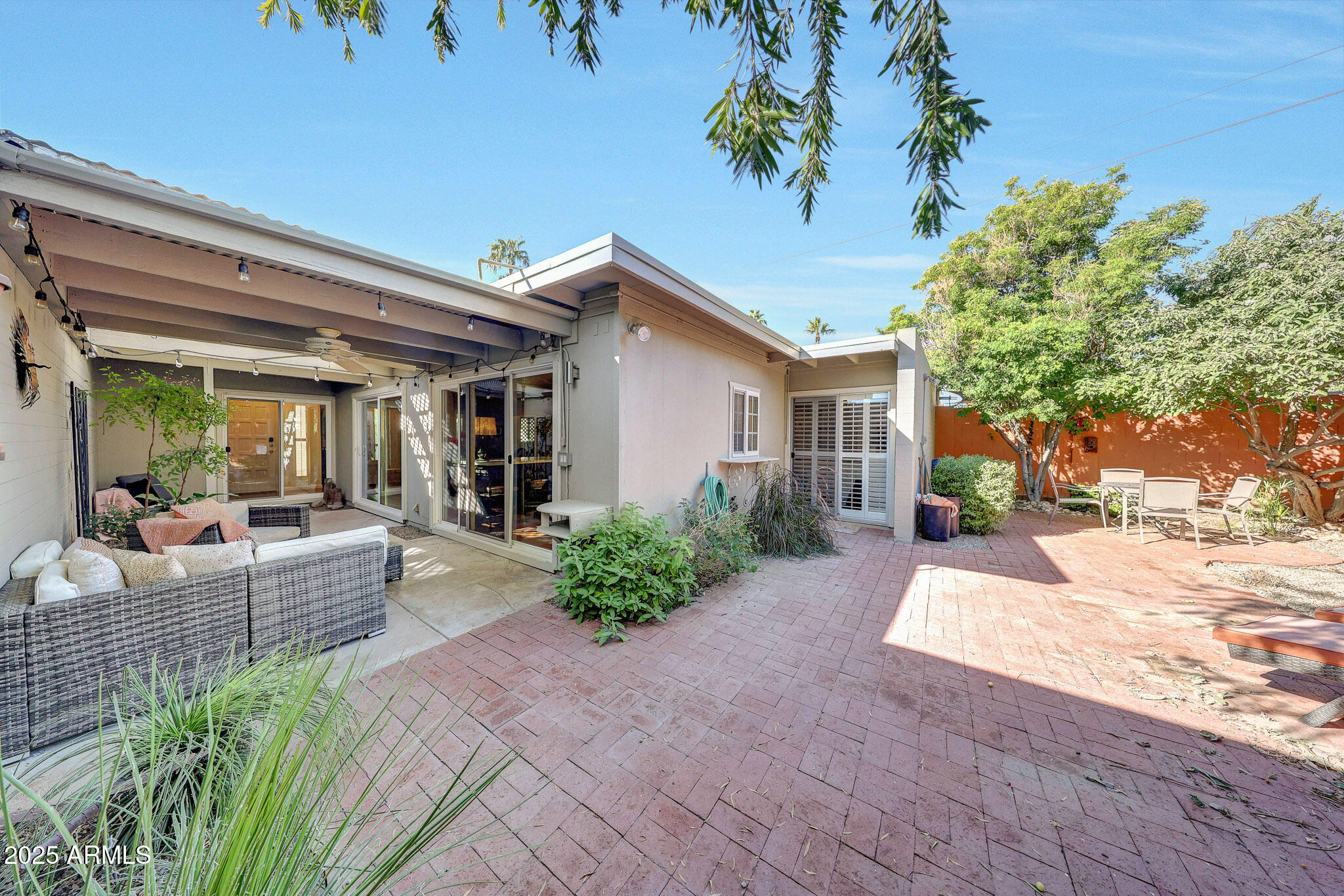 6643 N MAJORCA Way E