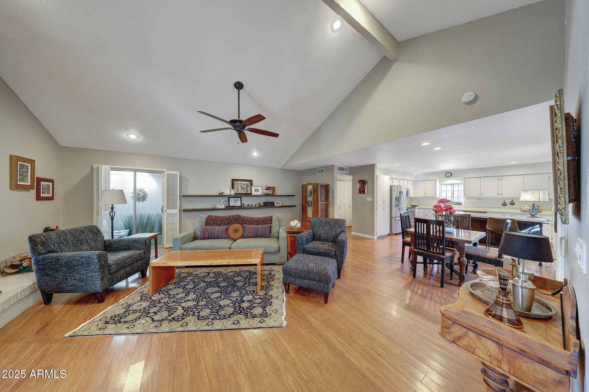 6643 N MAJORCA Way E