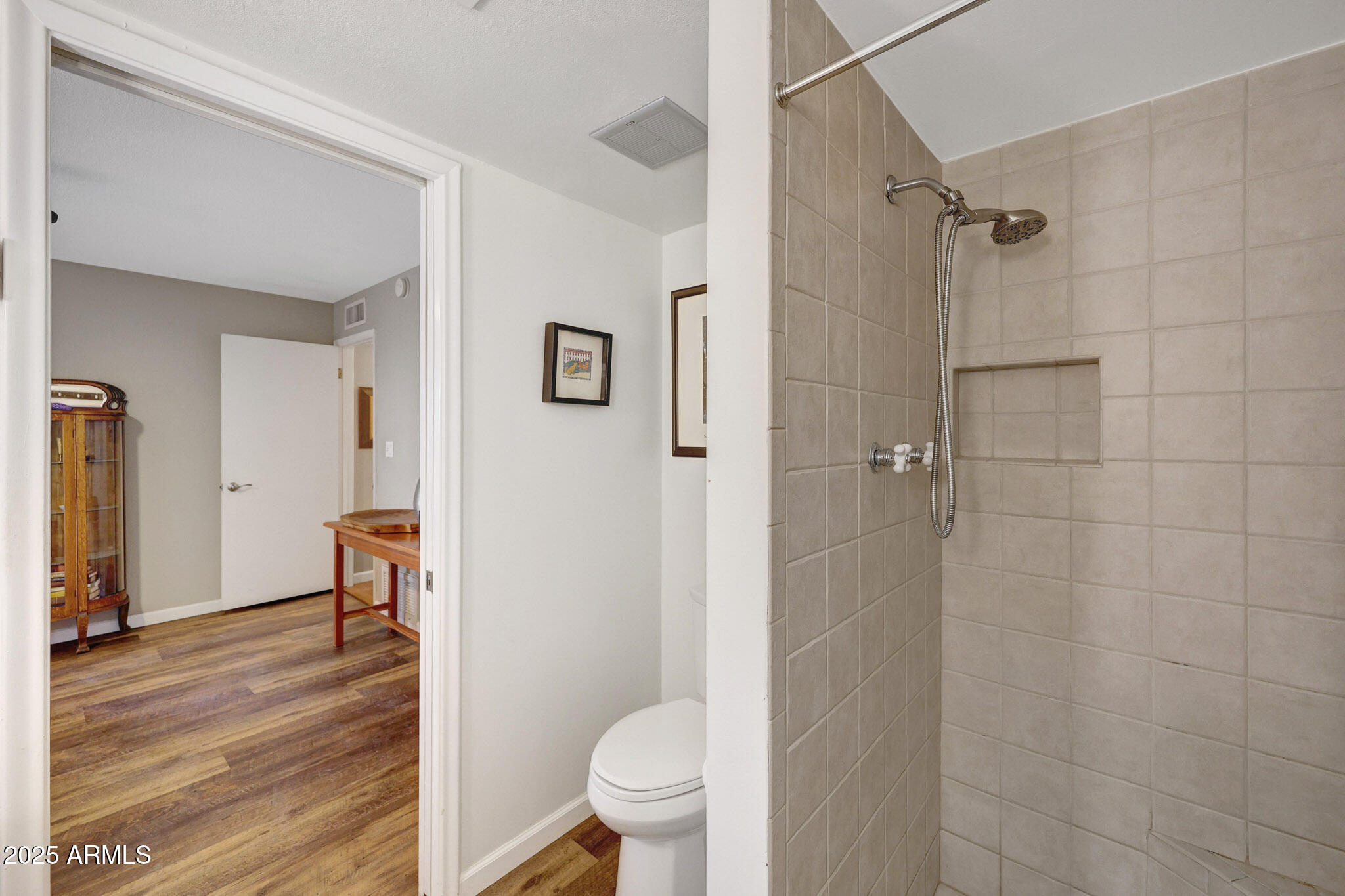 6643 N MAJORCA Way E