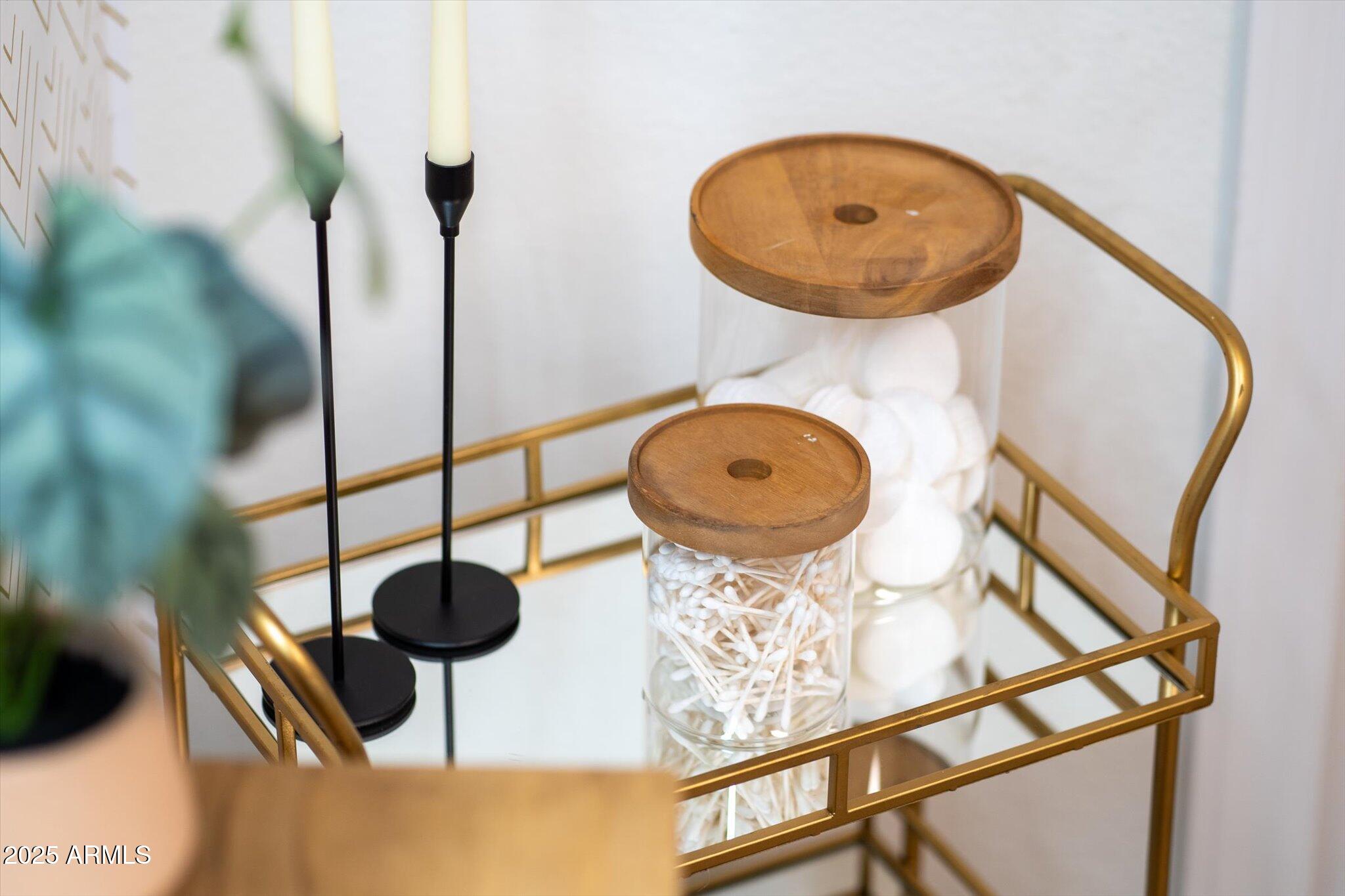 8701 E COLUMBUS Avenue