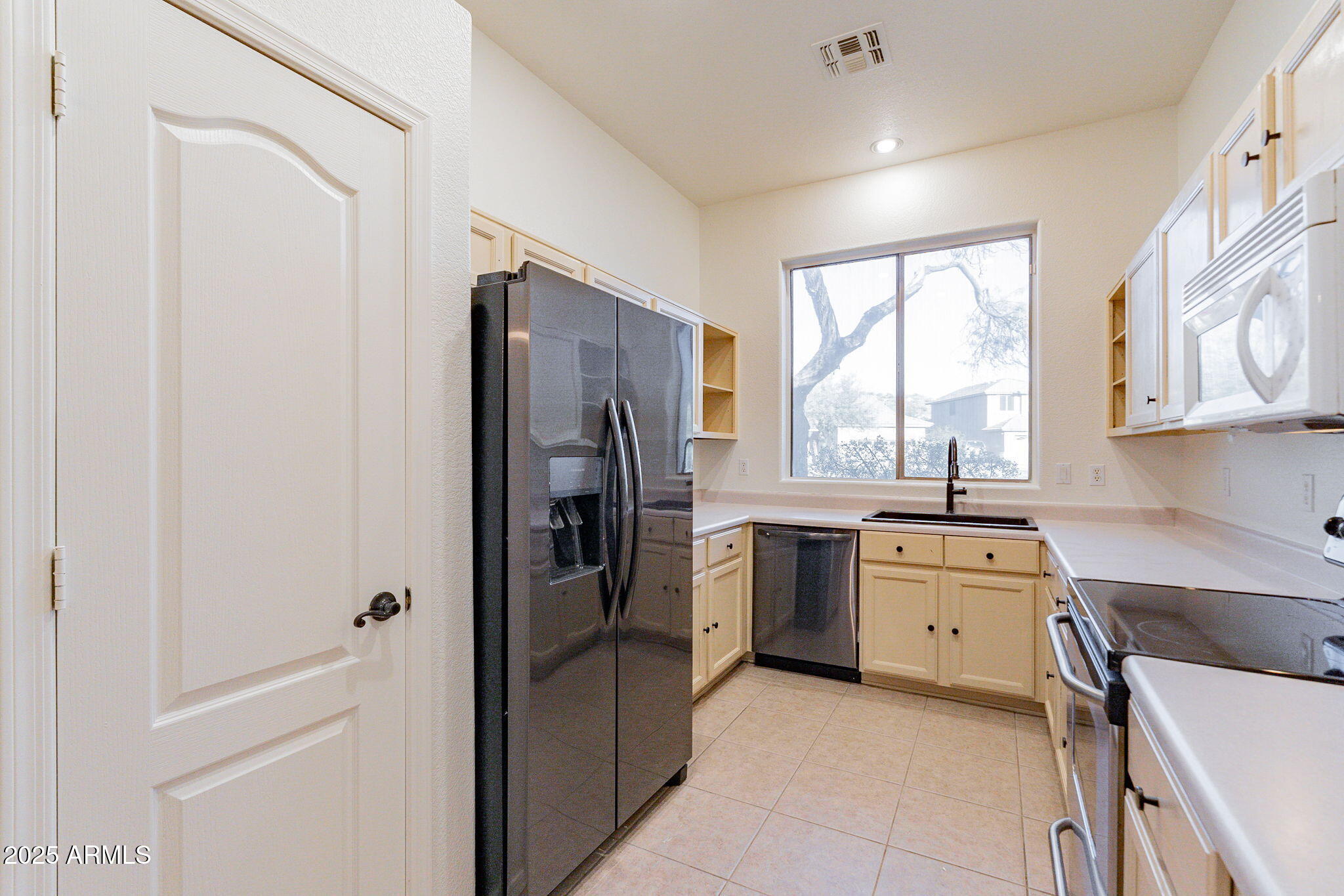 2353 N AZURITE Circle