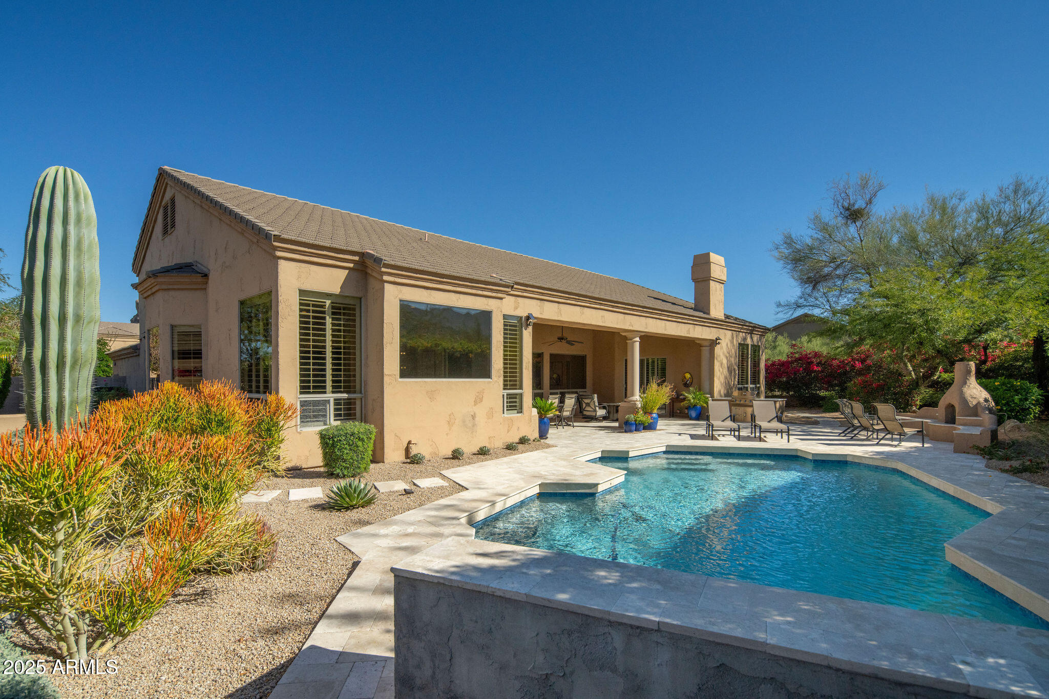 11753 E PARKVIEW Lane