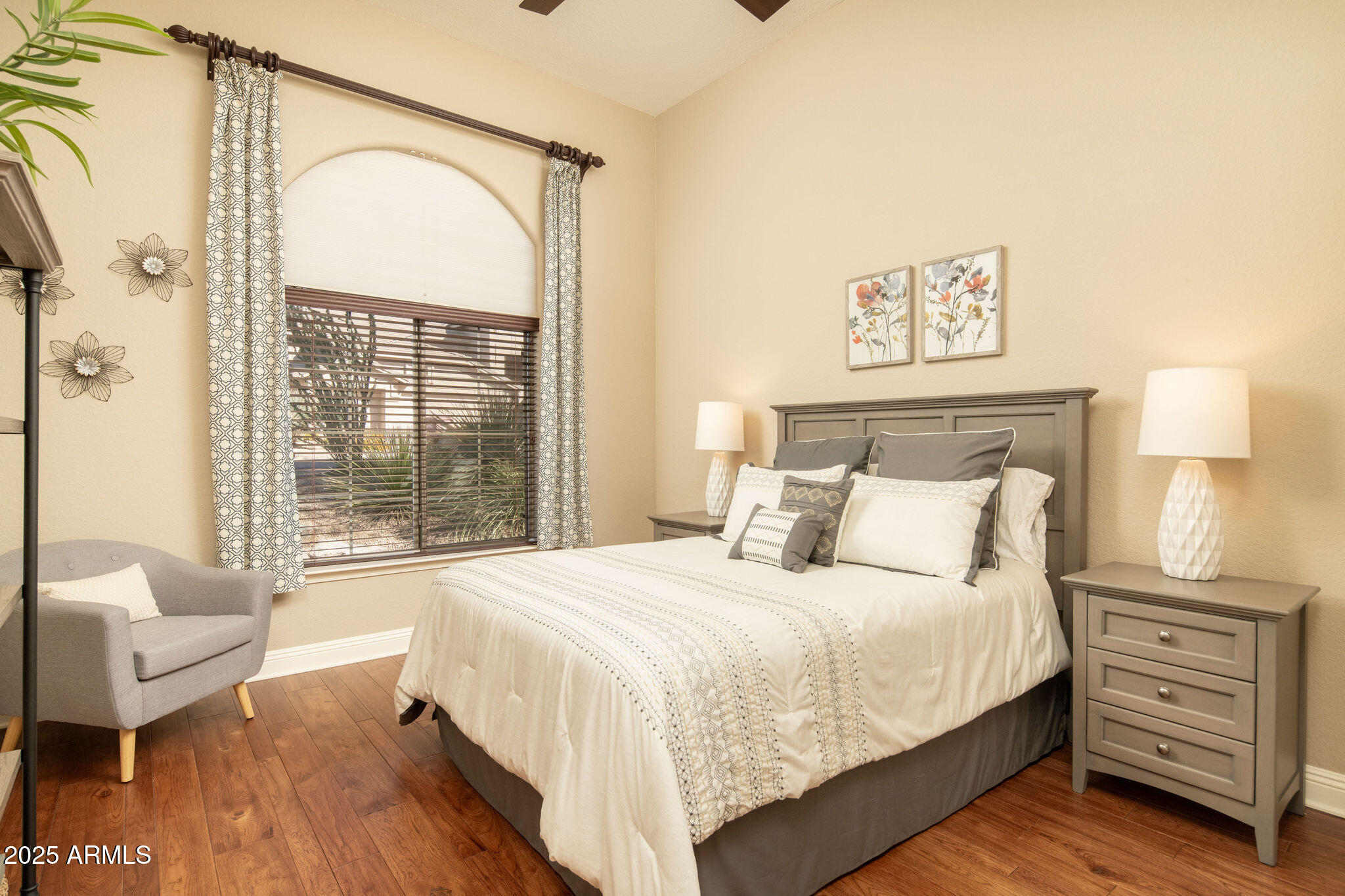 11753 E PARKVIEW Lane