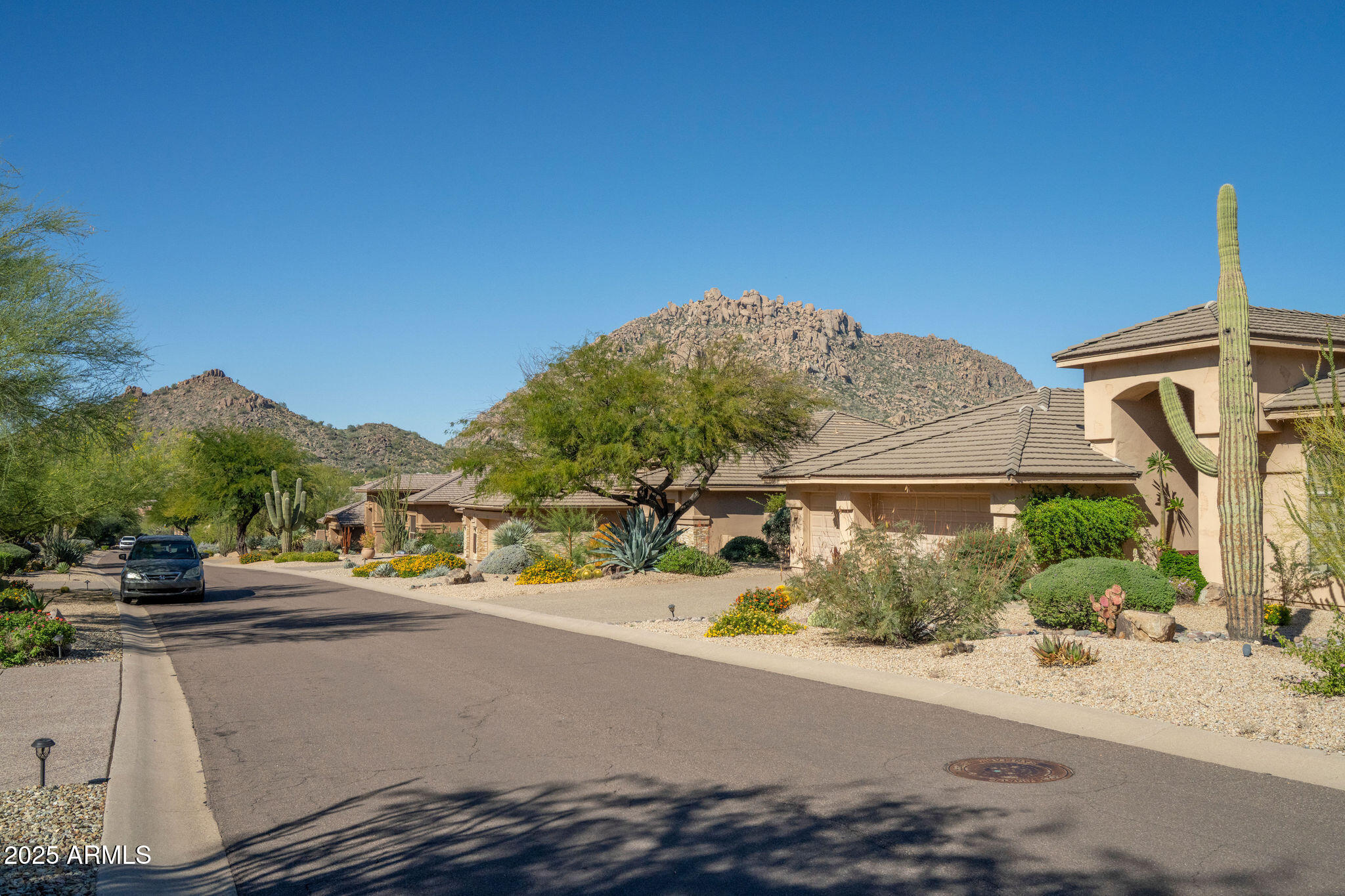 11753 E PARKVIEW Lane