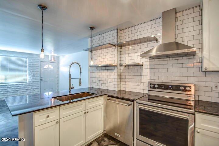 3445 N 36TH Street, 30