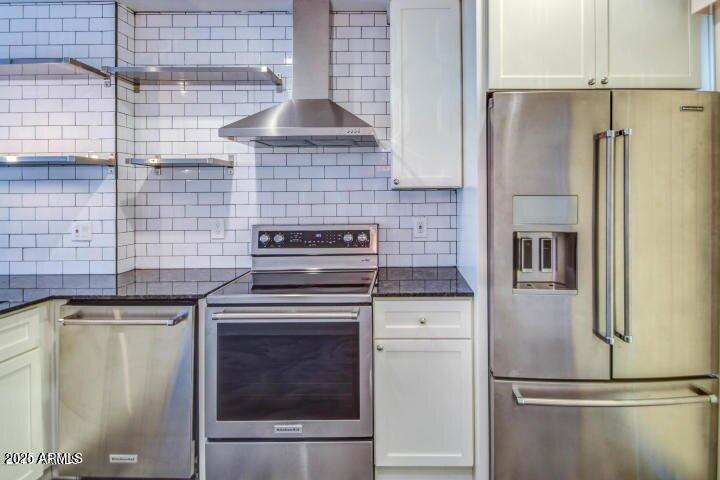 3445 N 36TH Street, 30