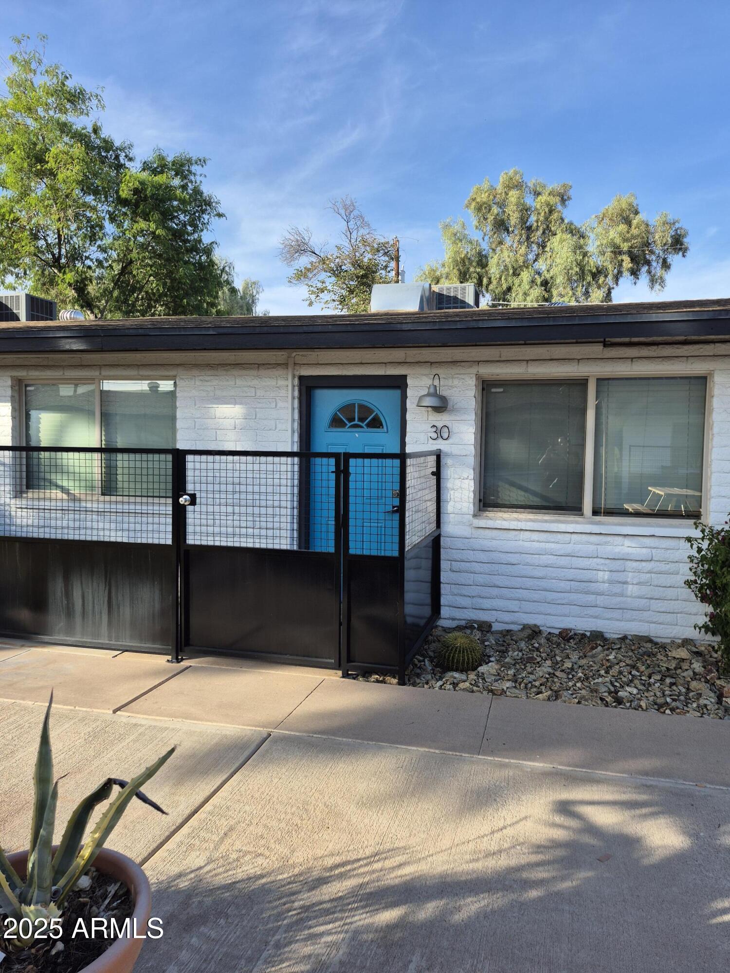 3445 N 36TH Street, 30