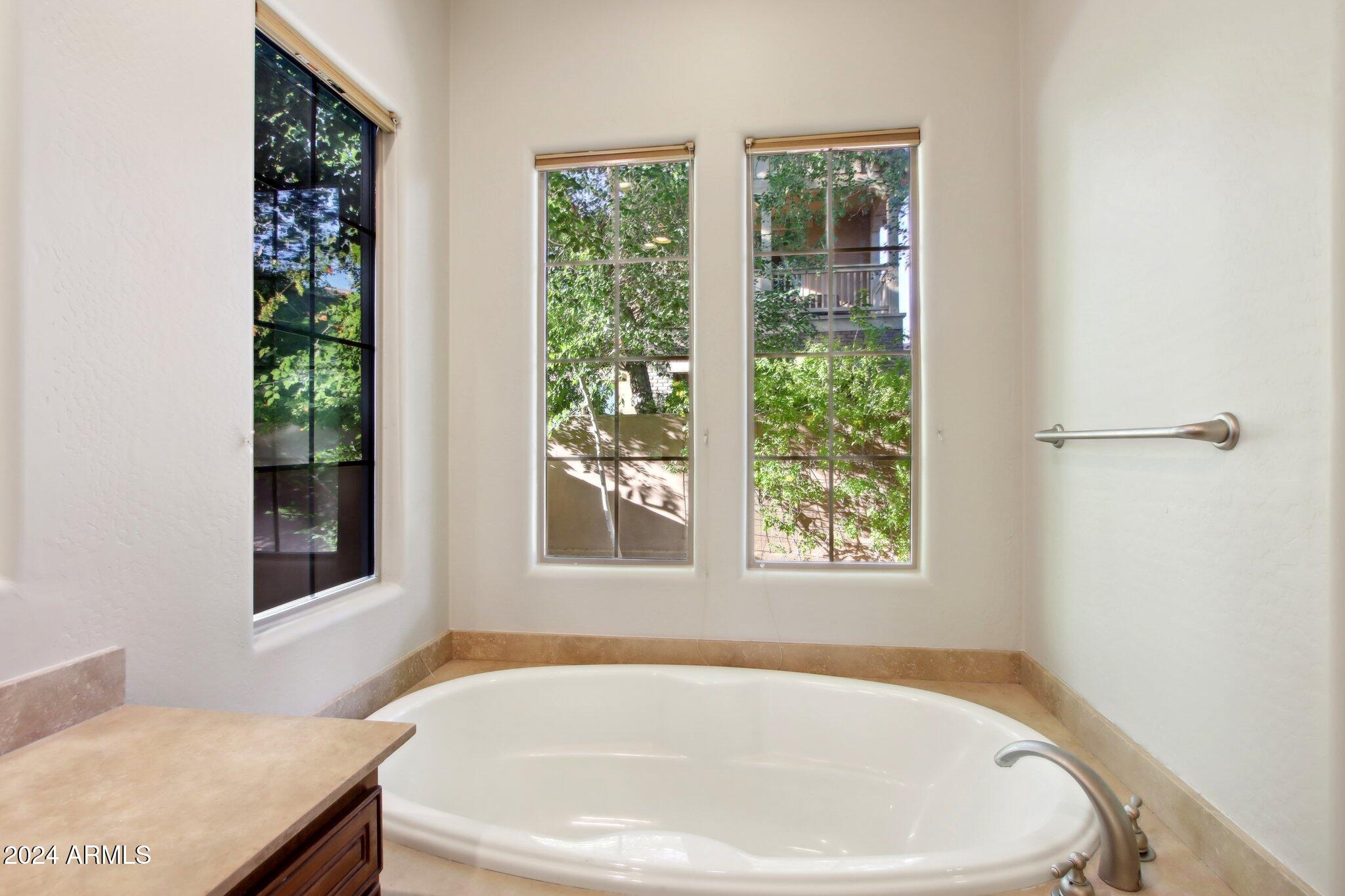 9344 E VIA DE VAQUERO Drive