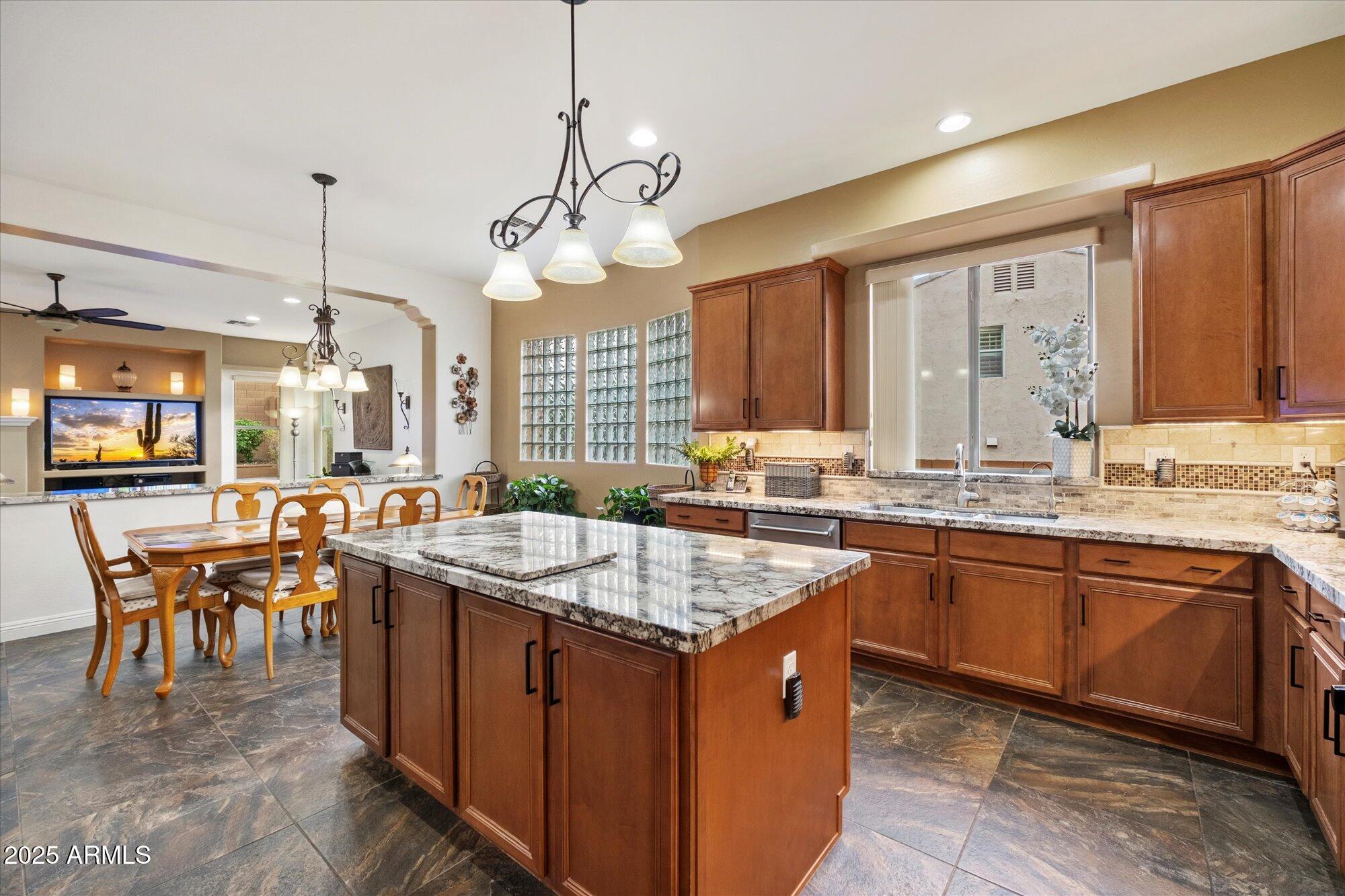 2323 W Villa Cassandra Drive